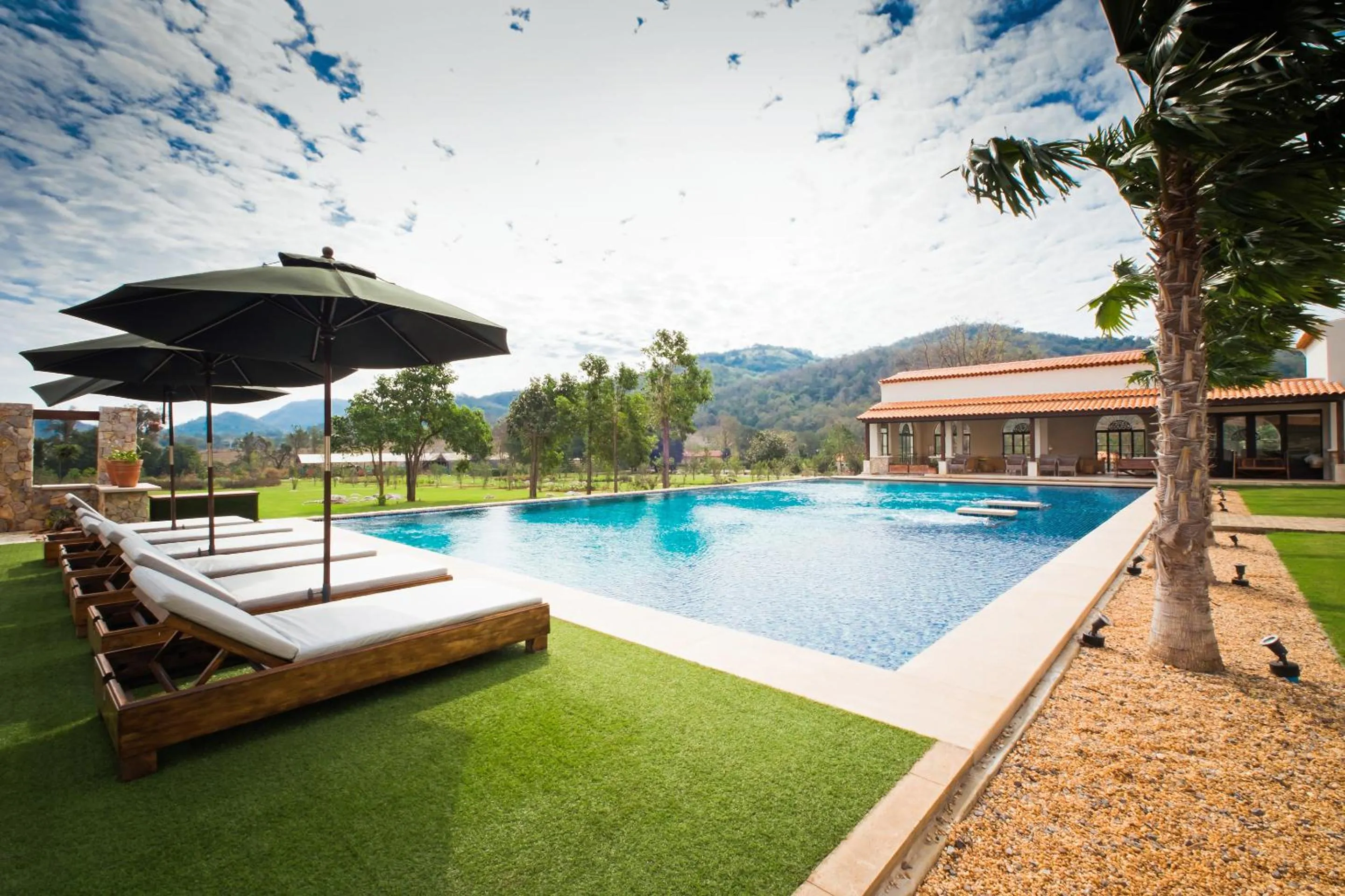 Swimming pool in Mela Garden Retreat Cottage