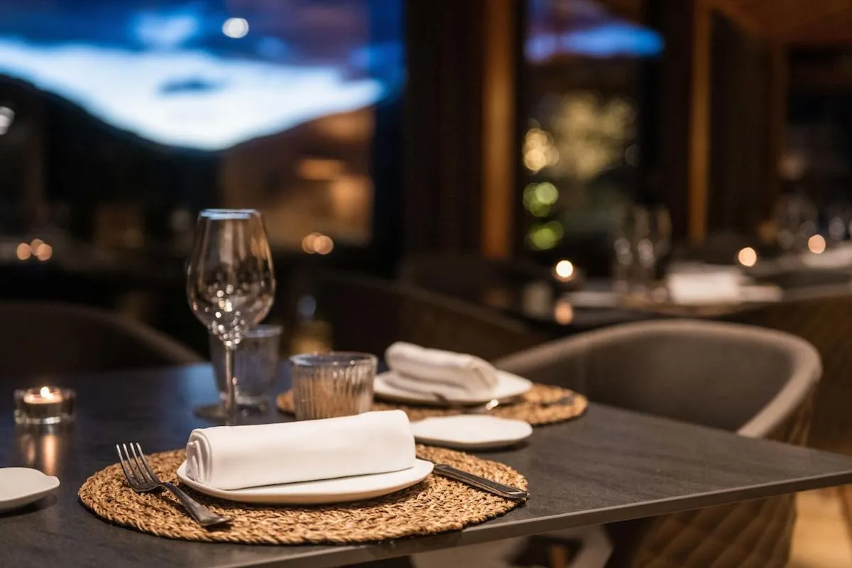 Restaurant/places to eat in Hotel Naudi Boutique Adults only