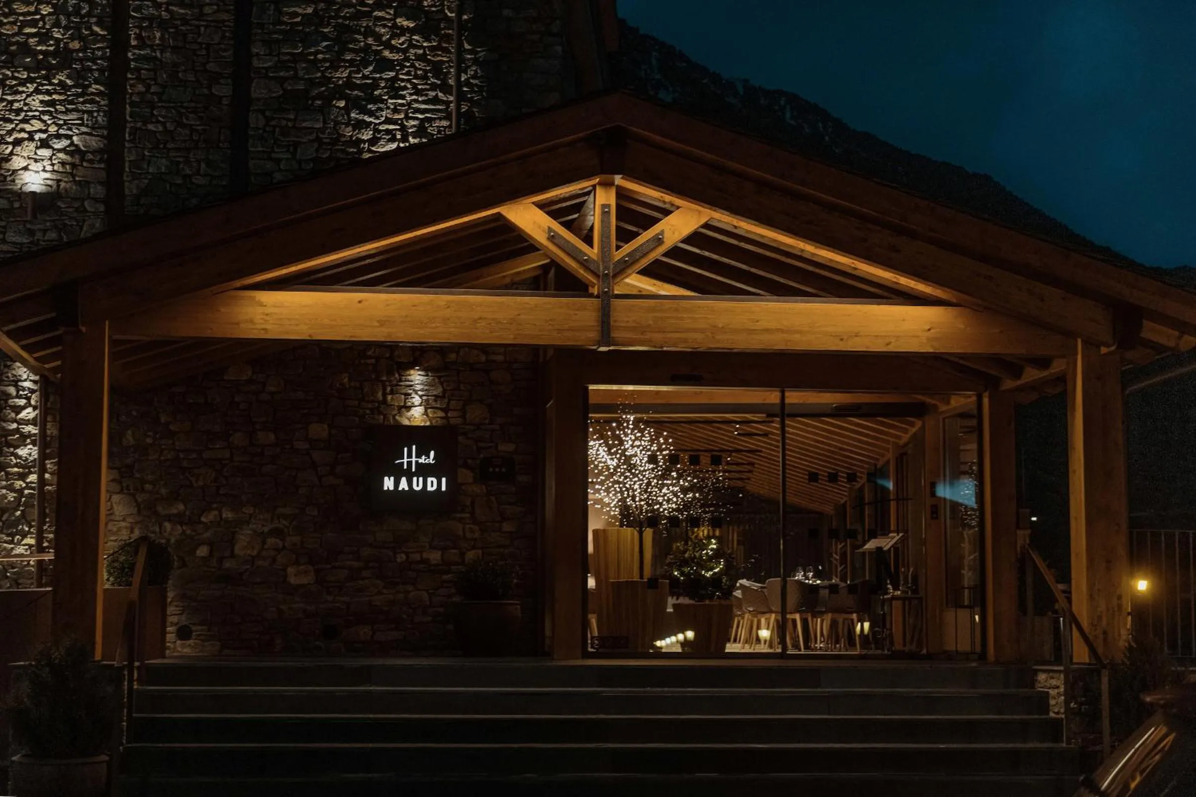 Night in Hotel Naudi Boutique Adults only