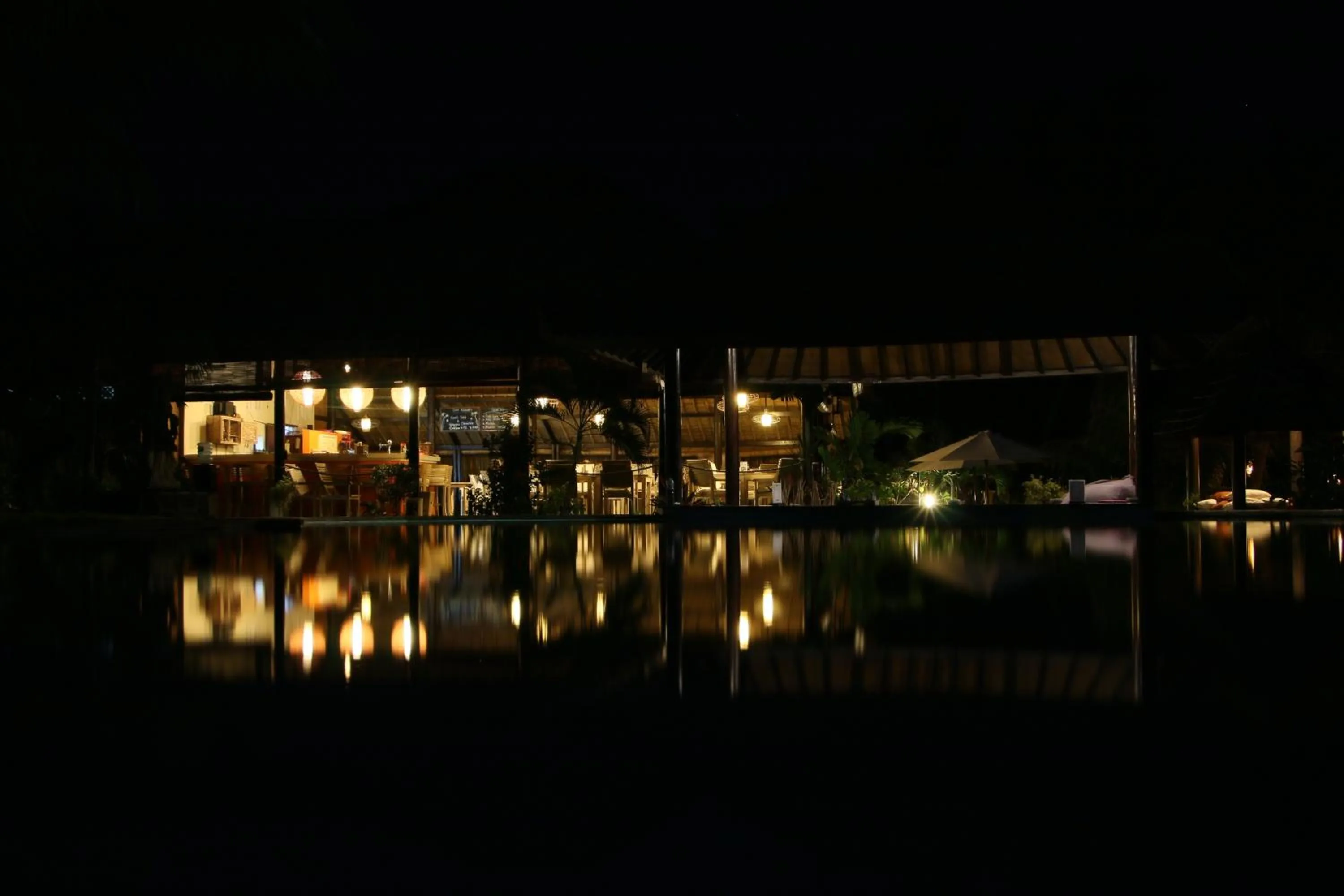 Restaurant/places to eat in Relax Bali Dive & SPA ocean front resort