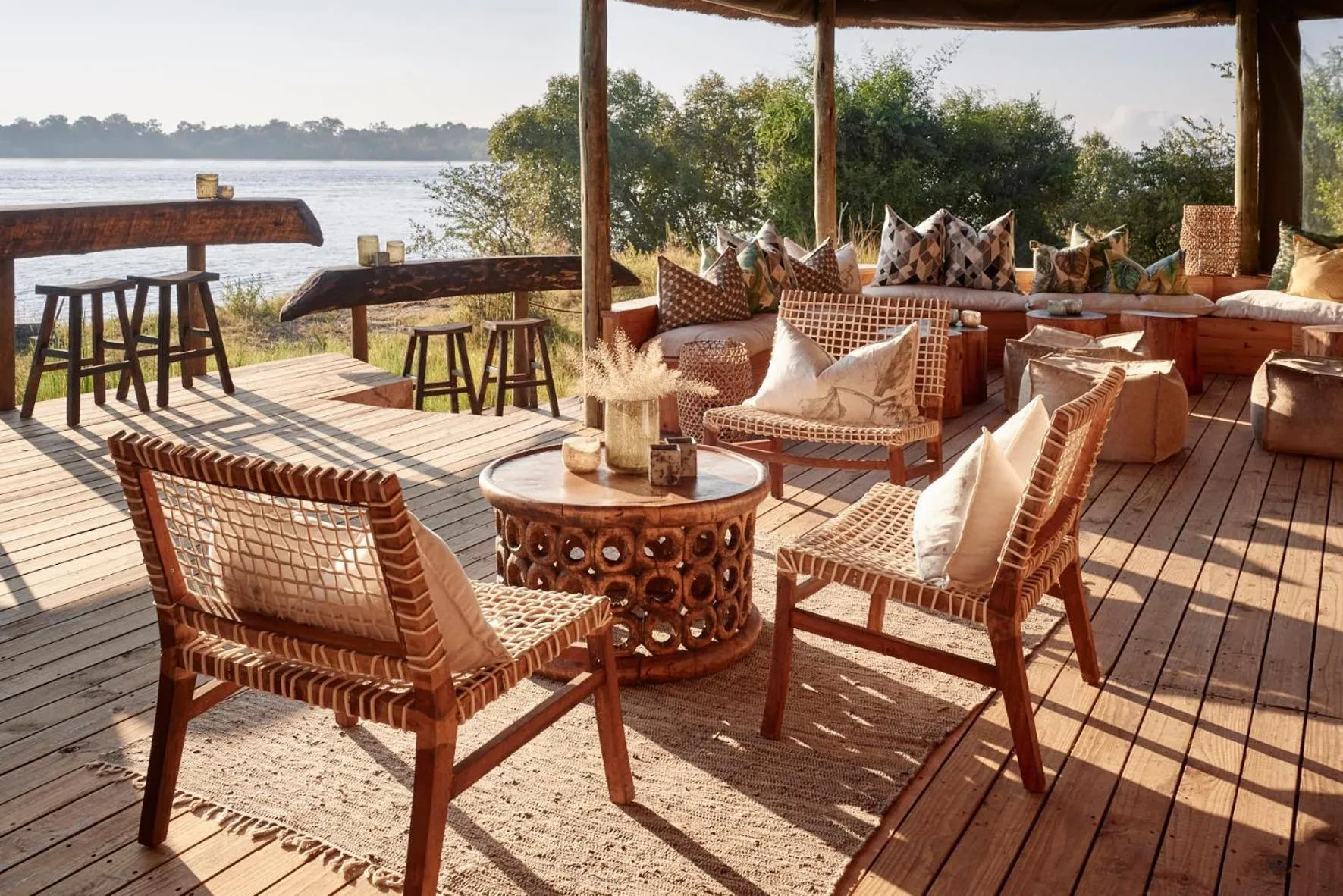 Restaurant/places to eat in Victoria Falls River Lodge