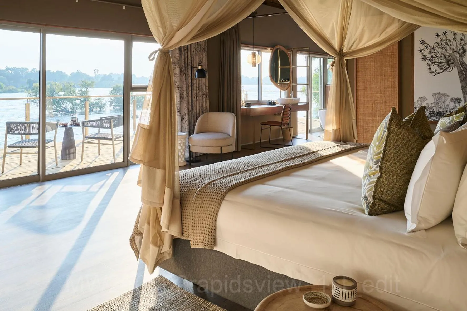 Bedroom, Bed in Victoria Falls River Lodge