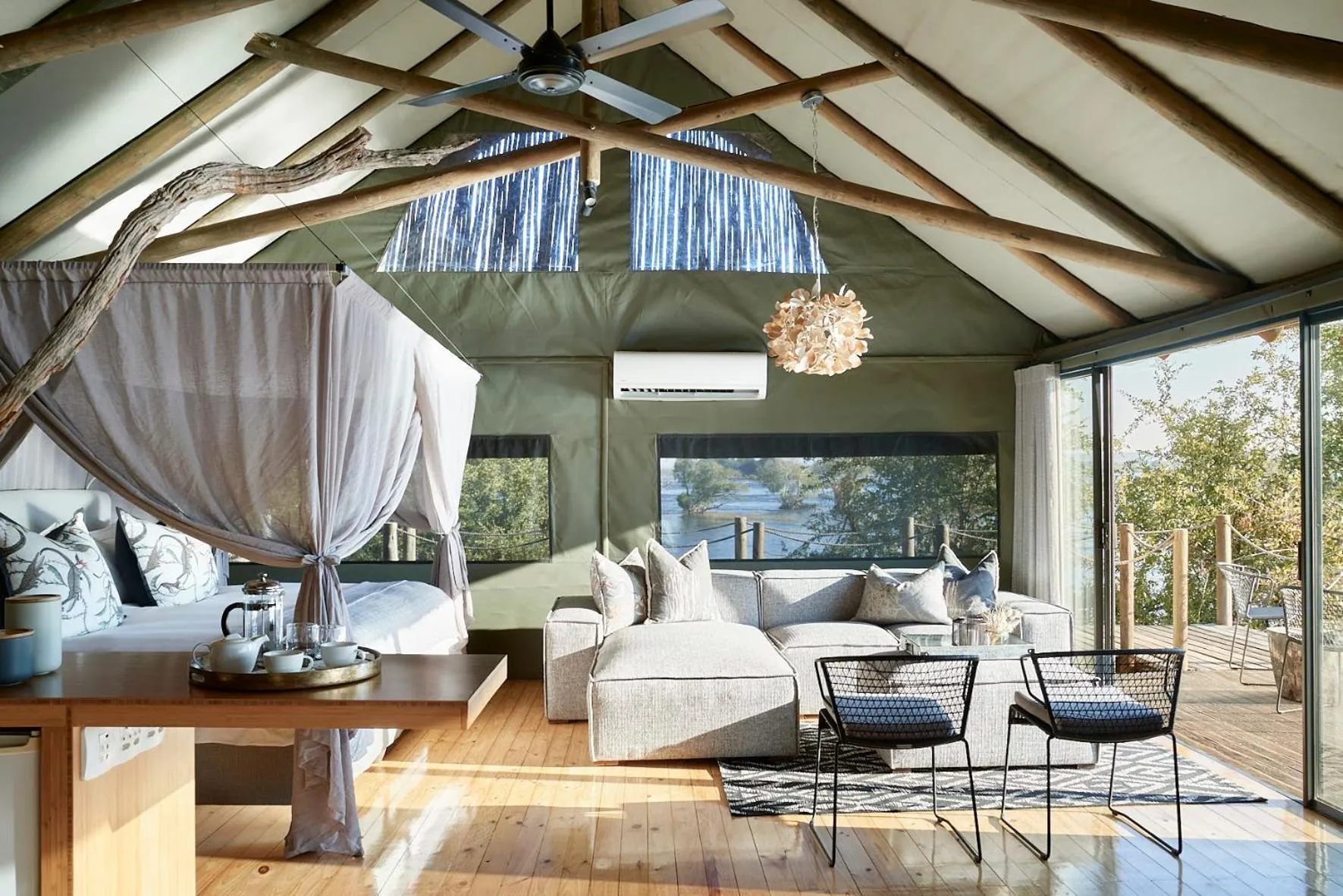 Bedroom in Victoria Falls River Lodge