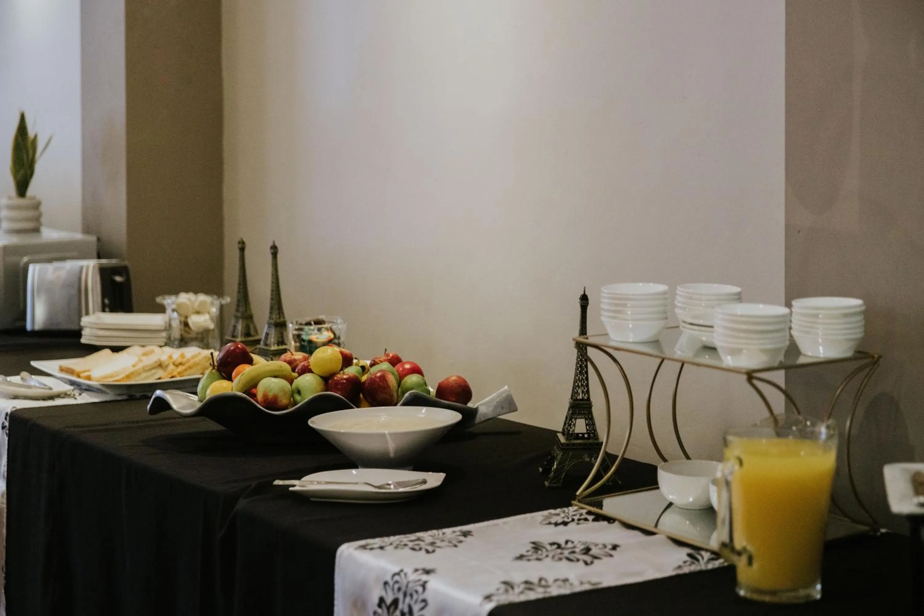 Breakfast in Le Grand Chateau Hotel