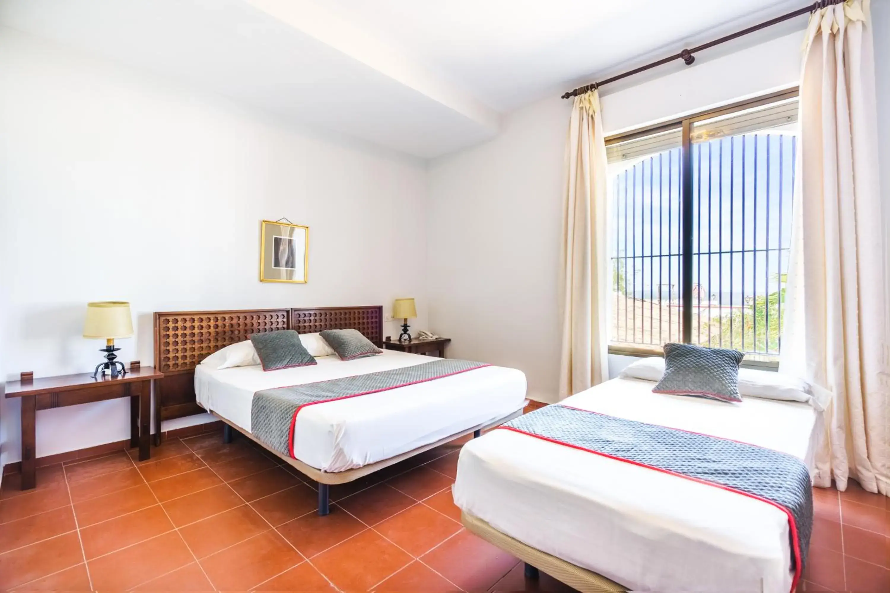 Superior Triple Room in Venta del Alto Hotel las Cumbres by Vivere Stays Superior Triple Room in Venta del Alto Hotel las Cumbres by Vivere Stays