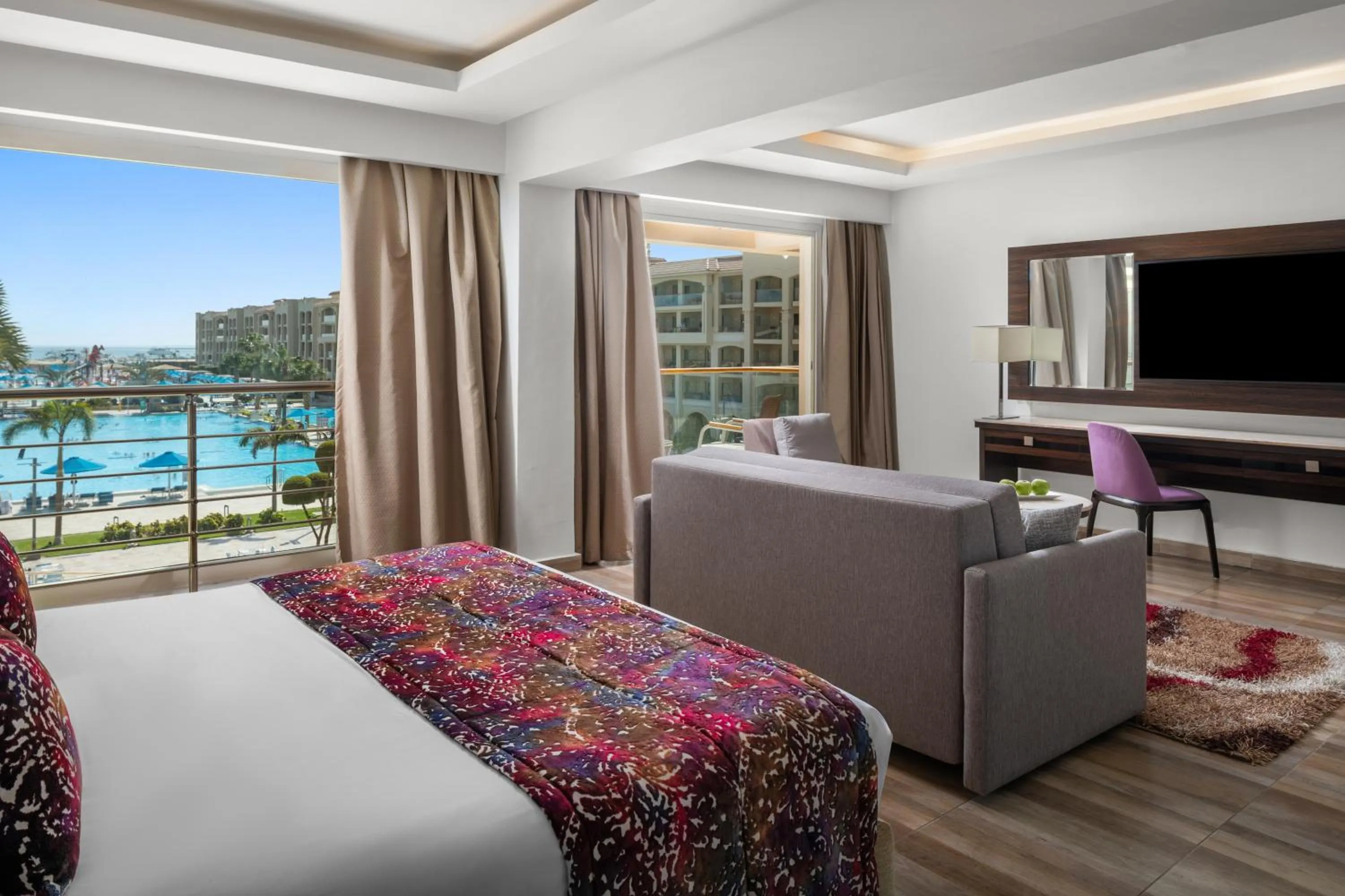 Bed in Pickalbatros White Beach Resort - Hurghada