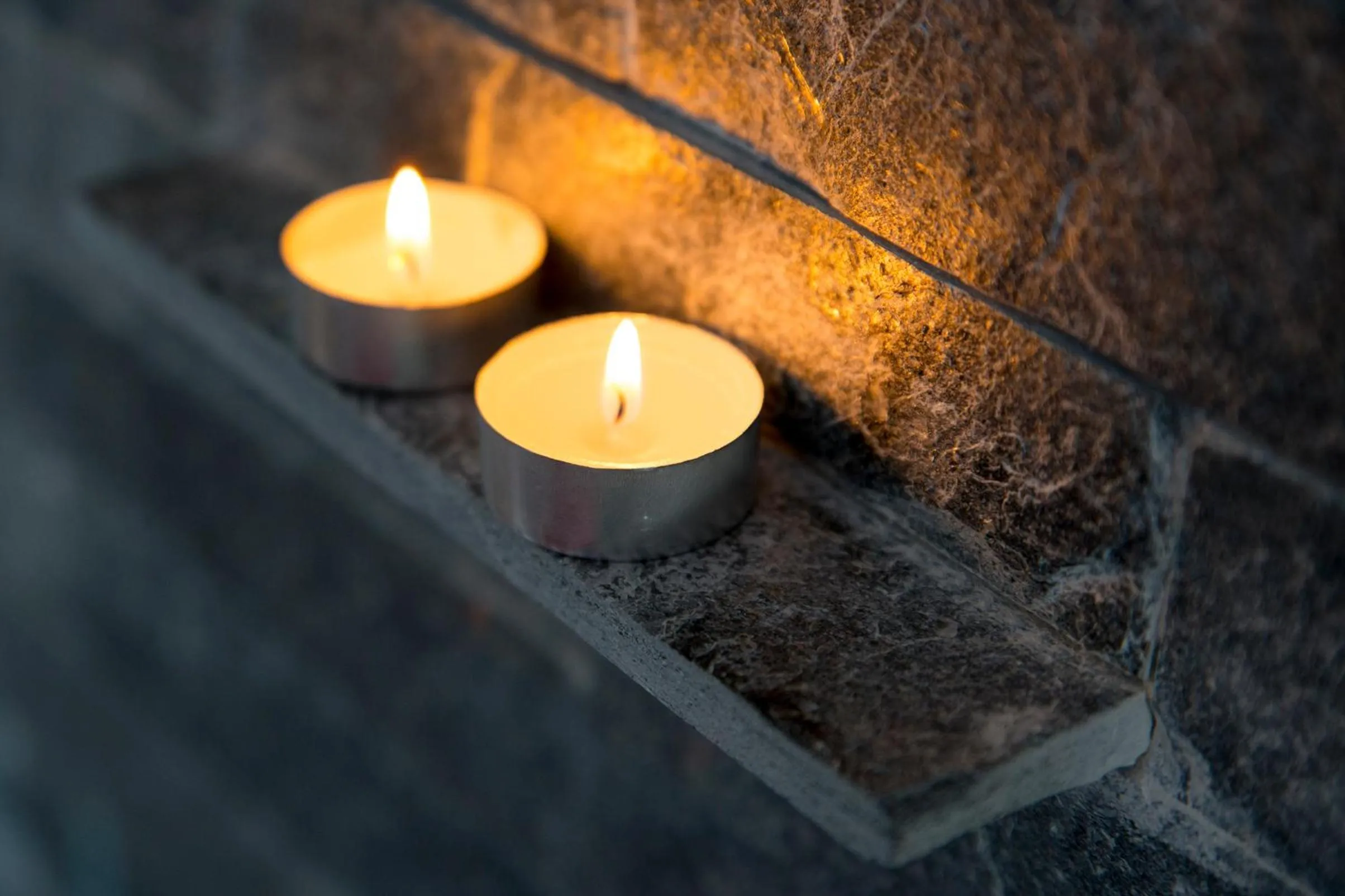 Decorative detail in Candlewood Lodge