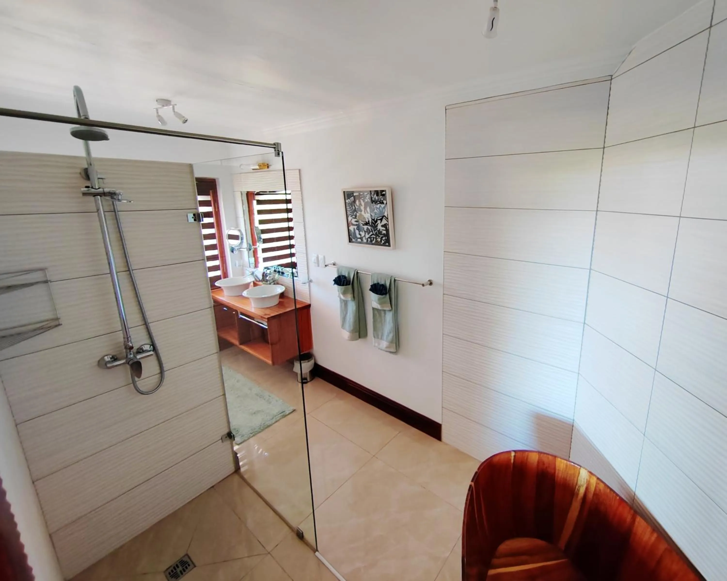 Bathroom in Candlewood Lodge