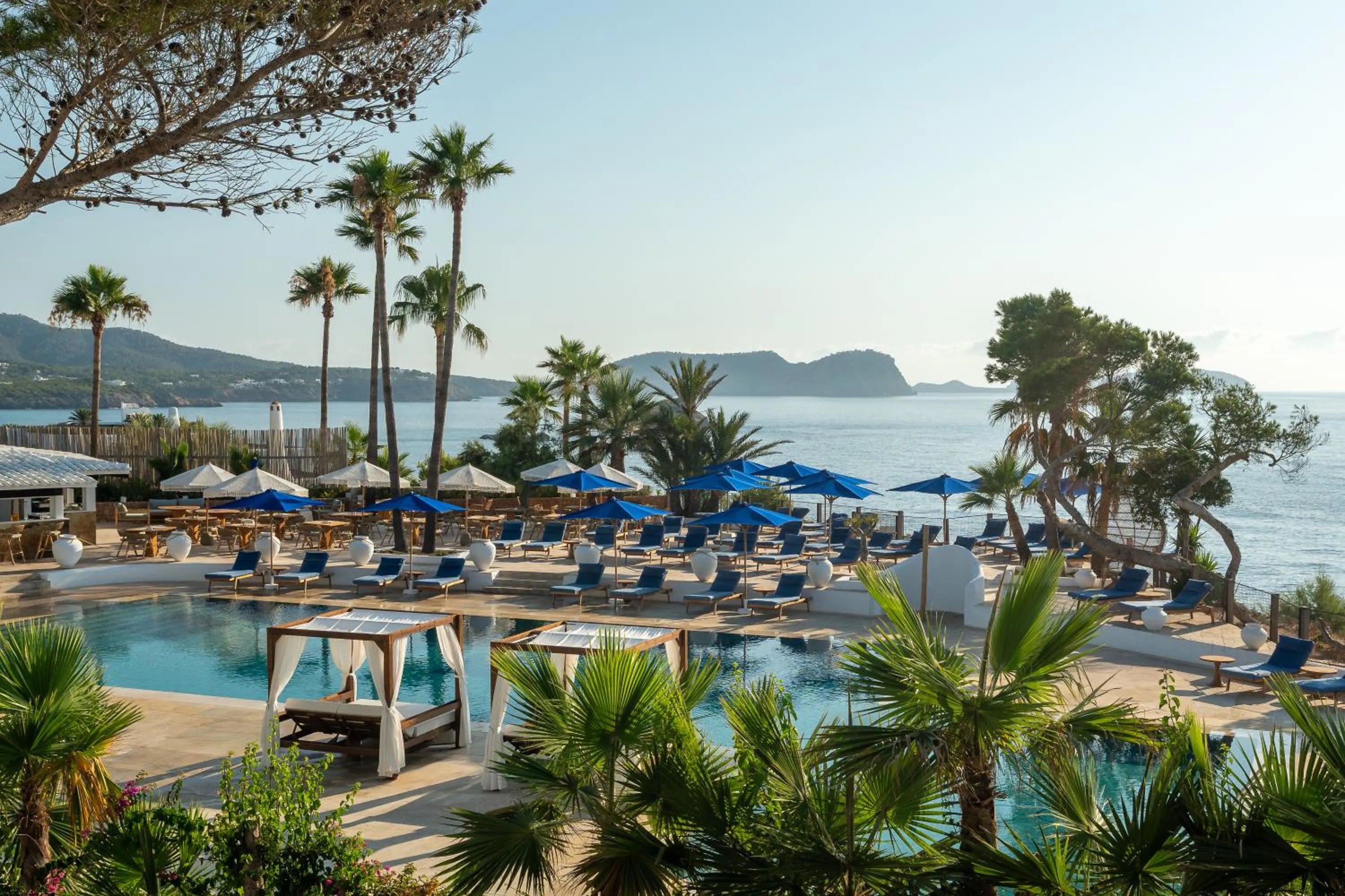 Swimming pool in FERGUS Style Punta Arabi