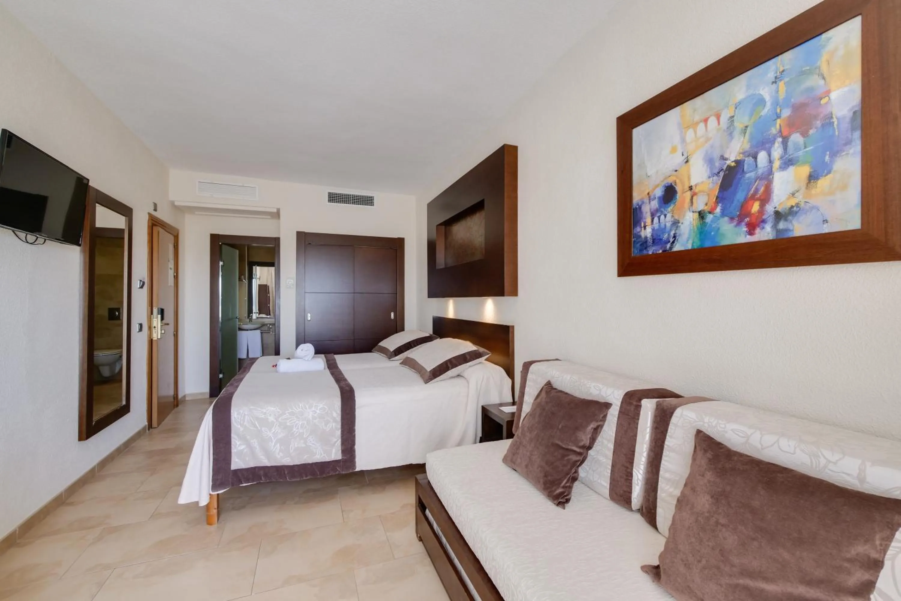 Family, Bed in Hotel Condesa