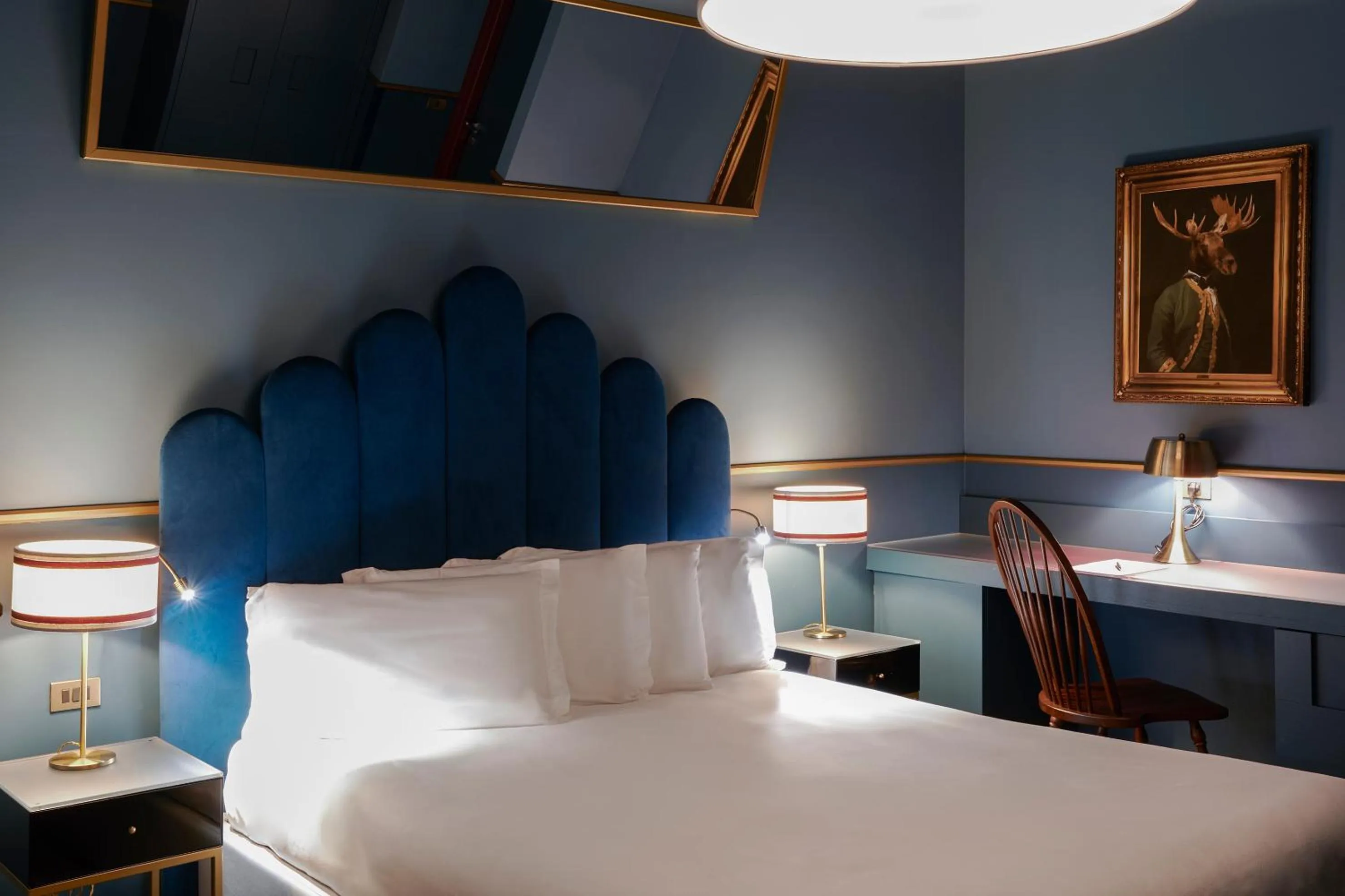 Photo of the whole room, Bed in Clerici Boutique Hotel