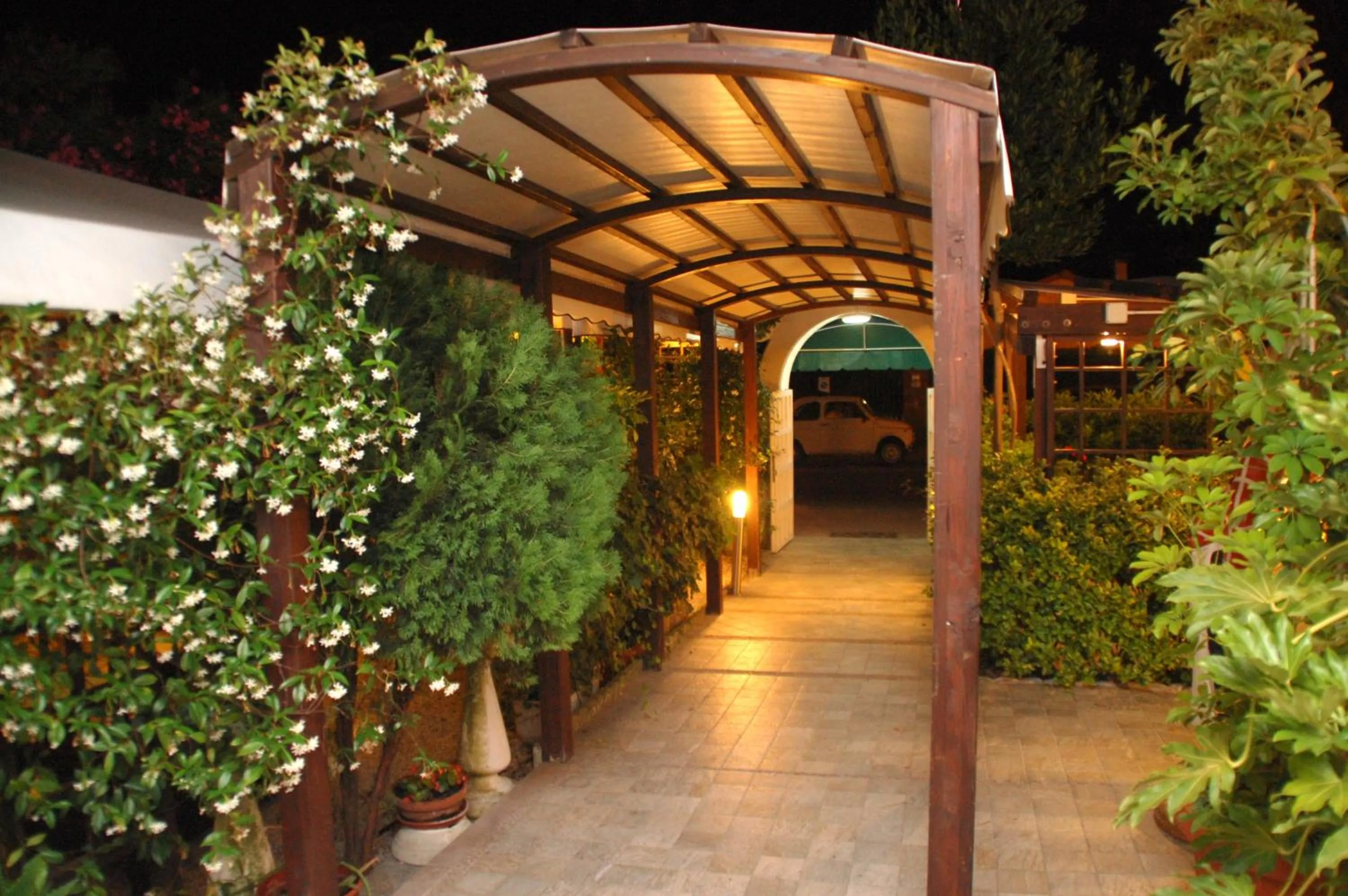 Property building in Hotel Ellymar