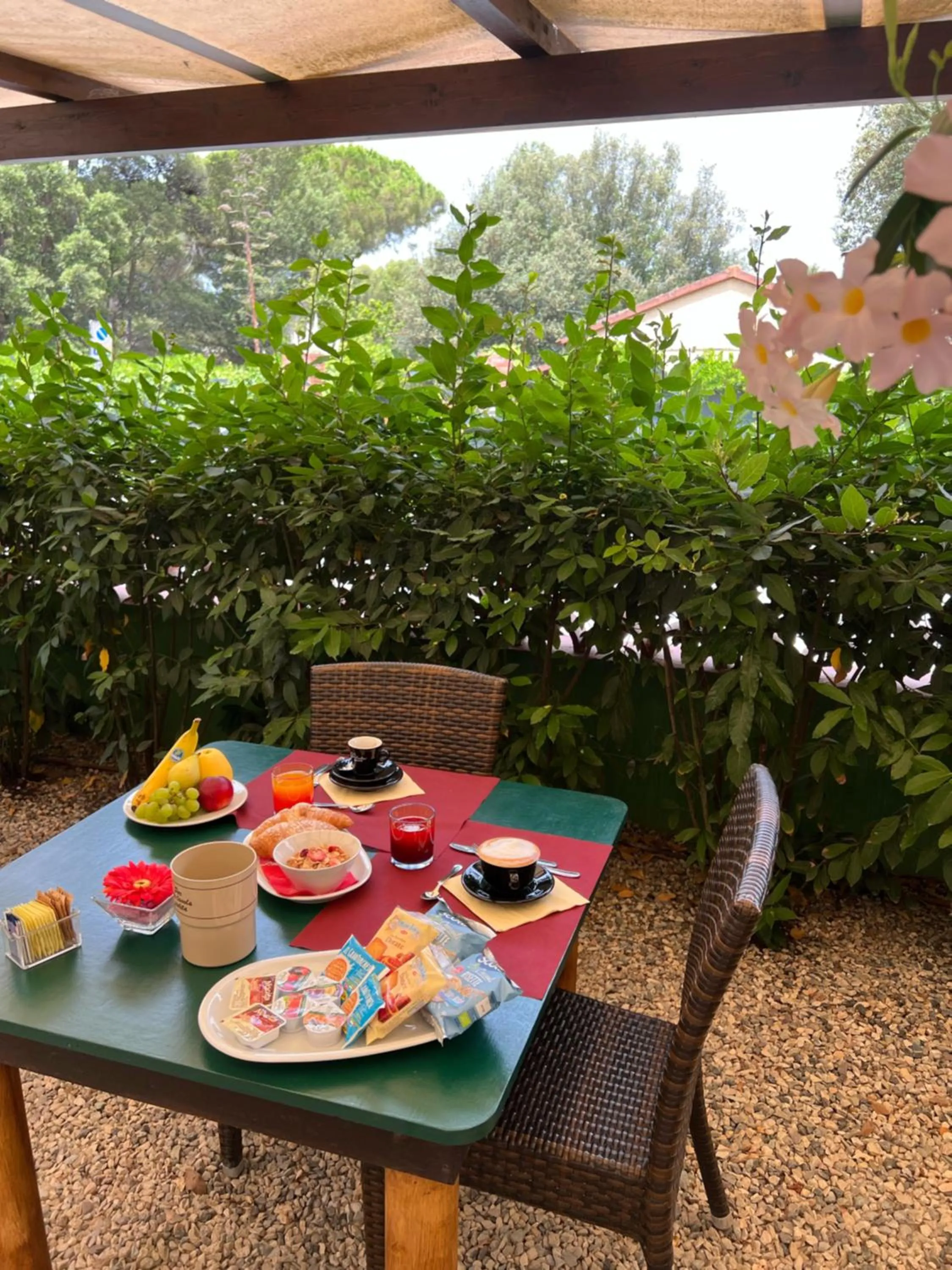 Breakfast in Hotel Ellymar