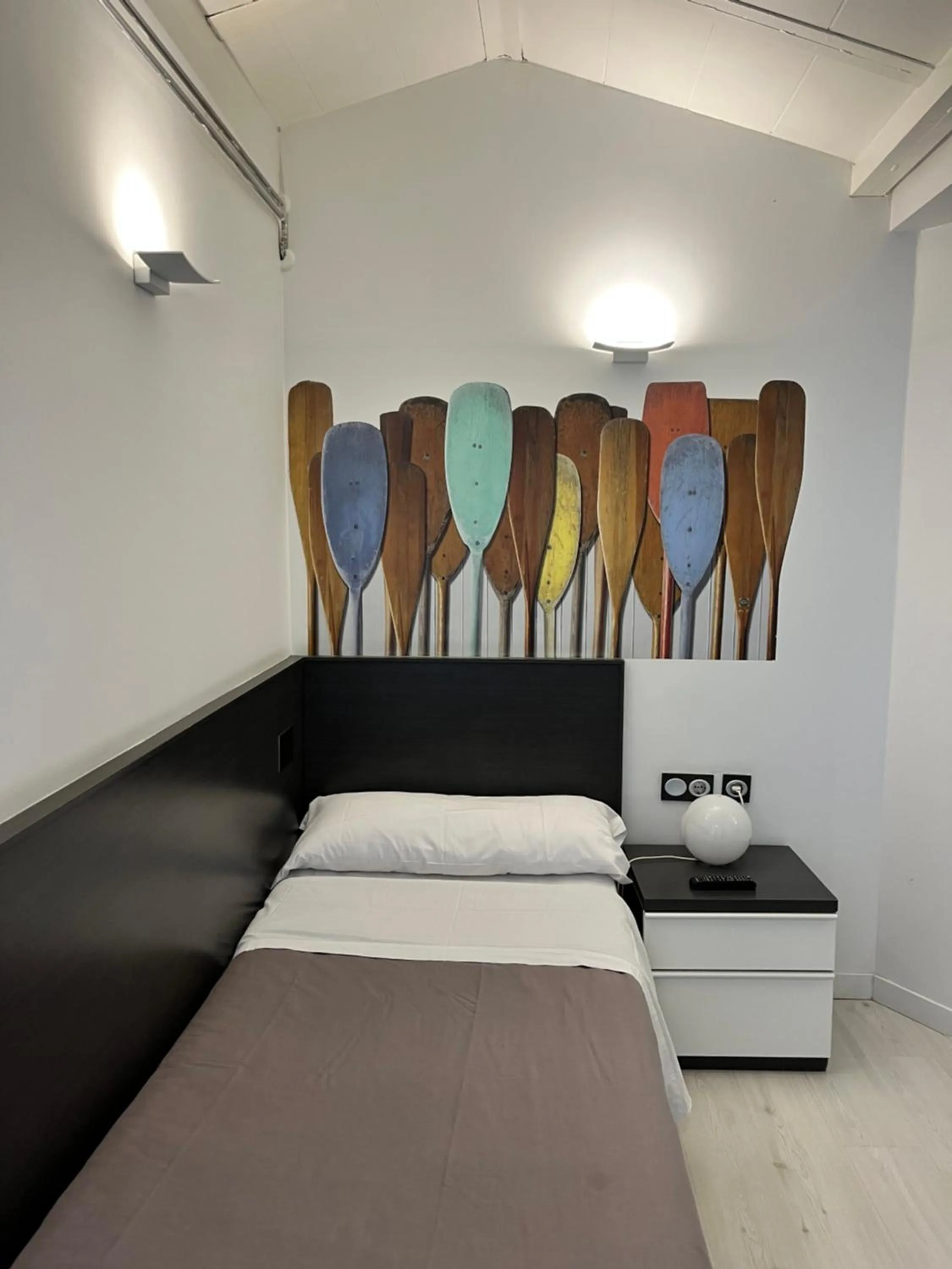 Bed in Hotel Punta Monpas