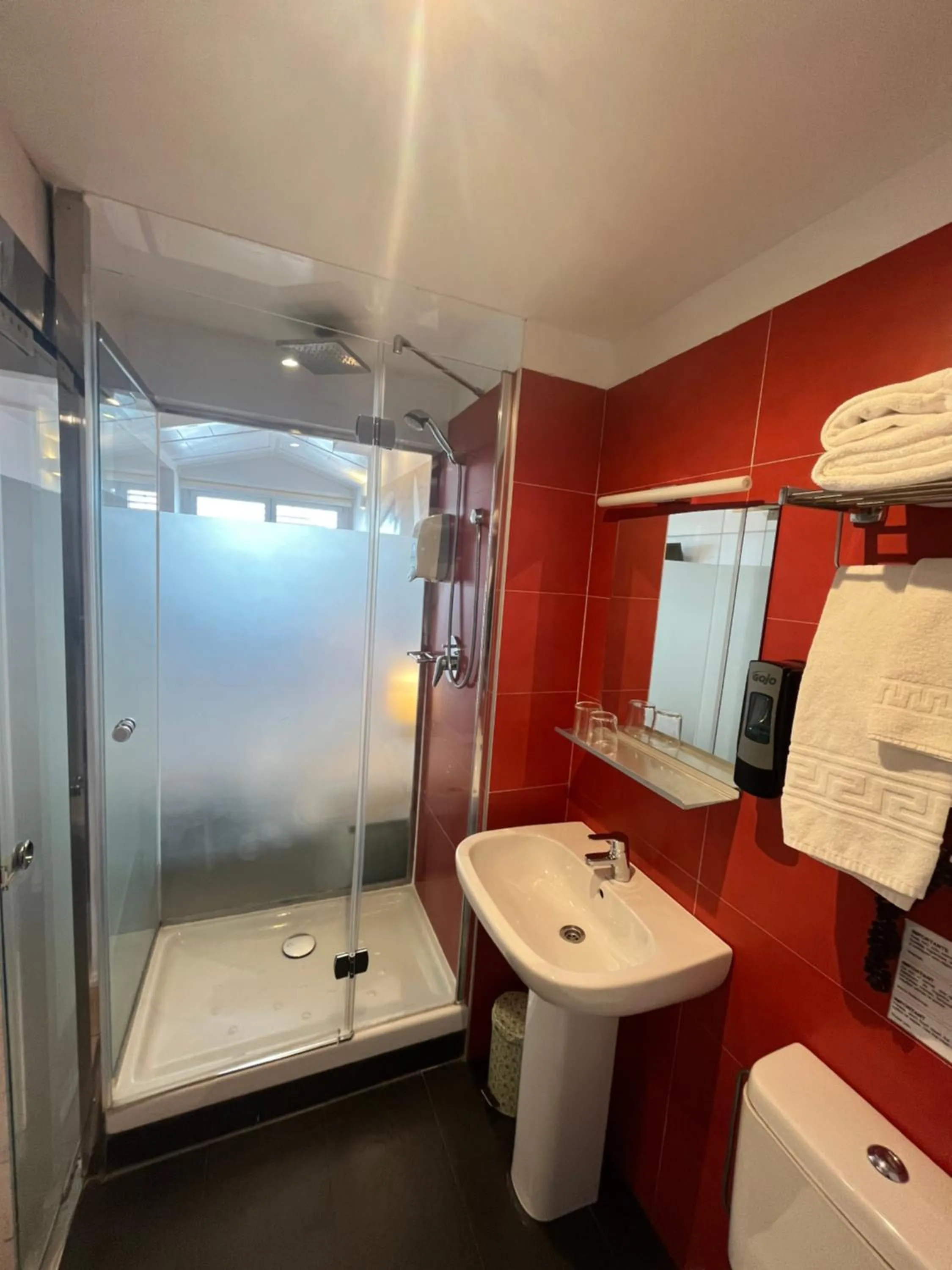 Bathroom in Hotel Punta Monpas