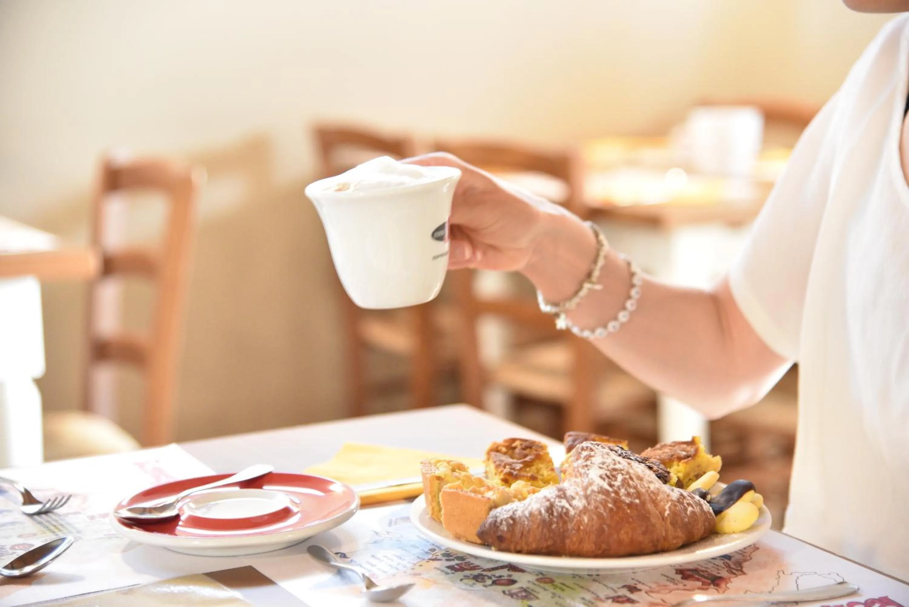 Buffet breakfast in Agriturismo B&B Vista Parco