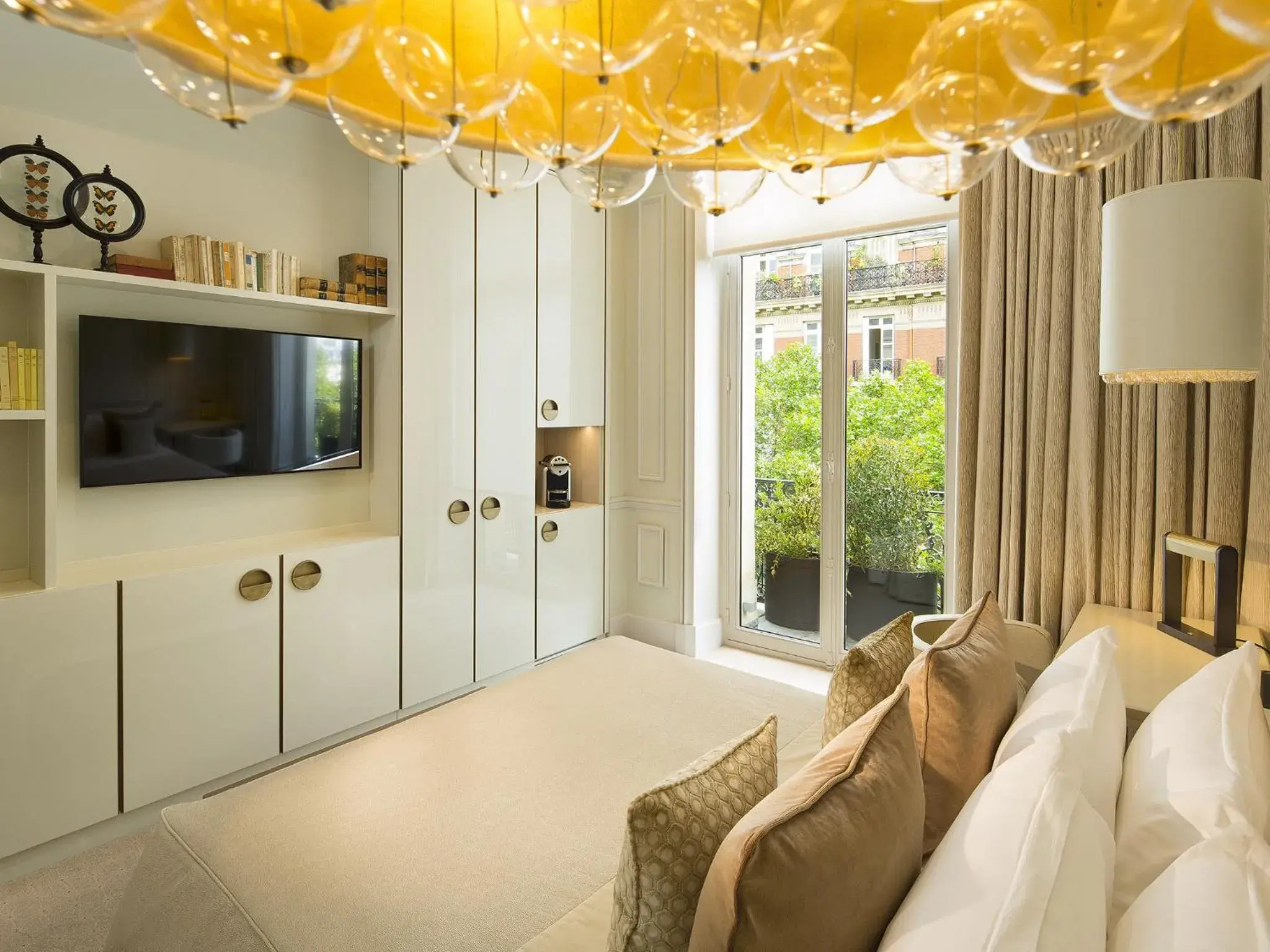 Classic Double Room in Le Narcisse Blanc Classic Double Room in Le Narcisse Blanc