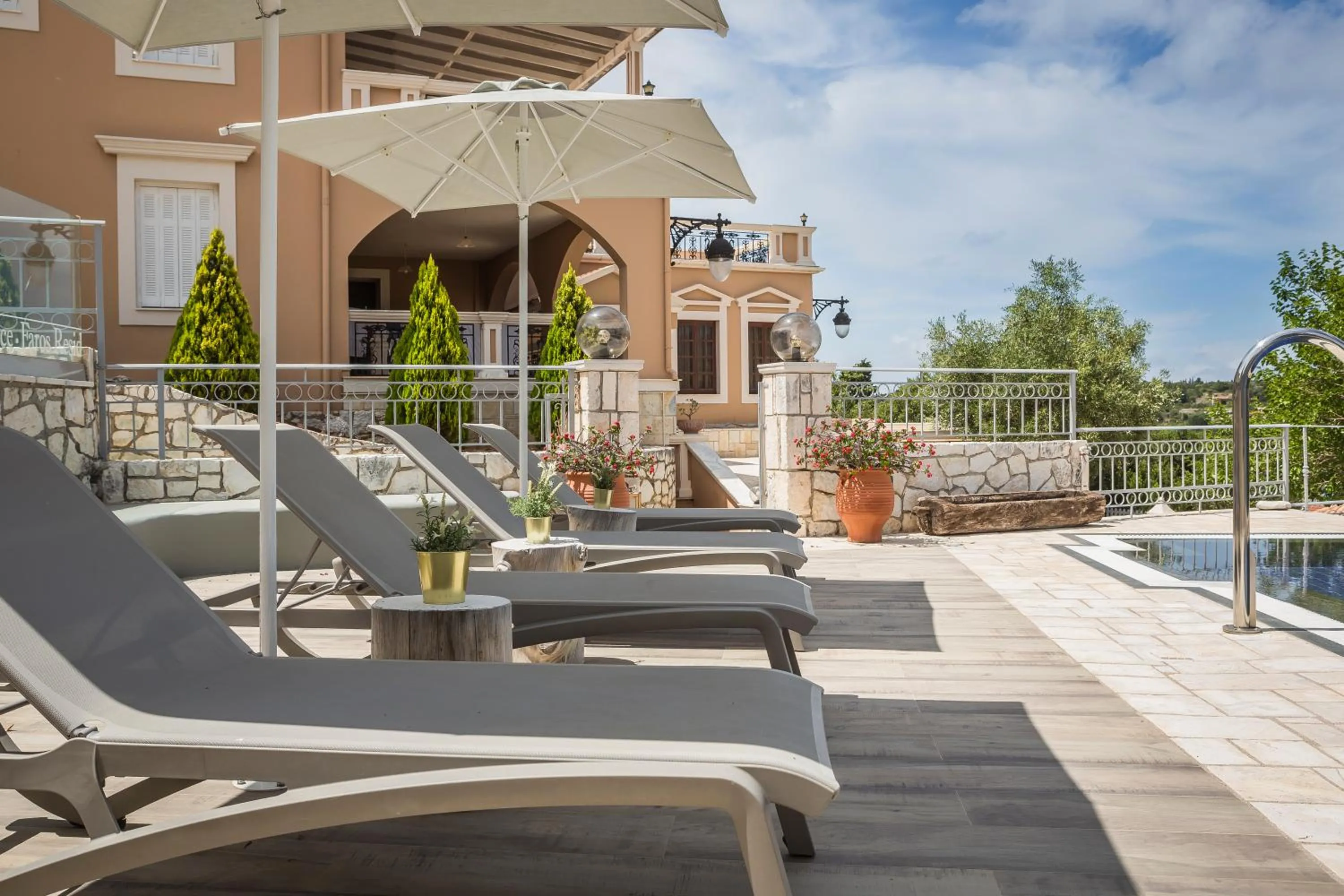 Faros Residence Adults Only