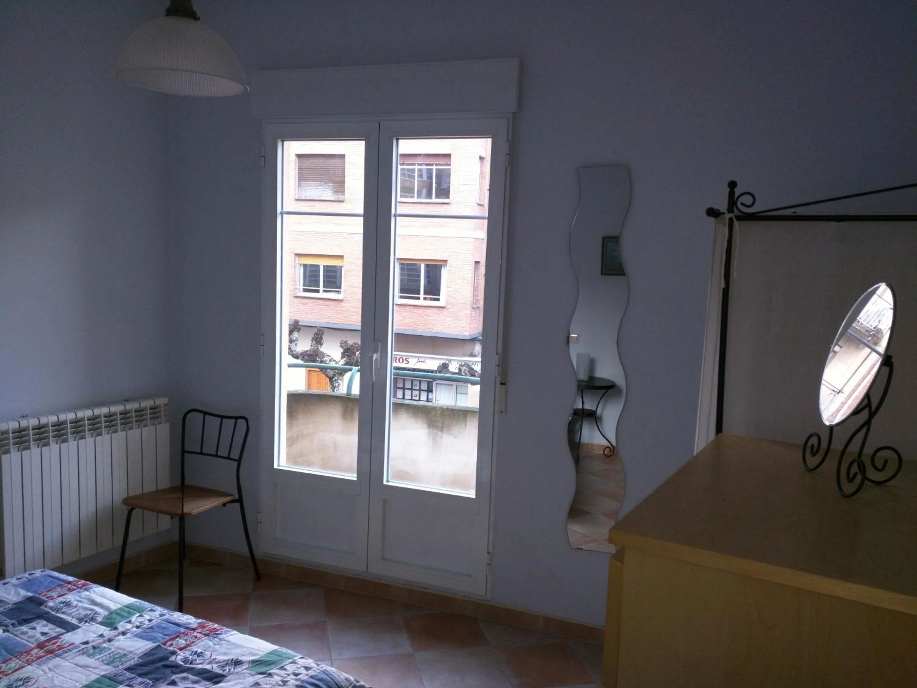 Day, Bed in San Roque 18