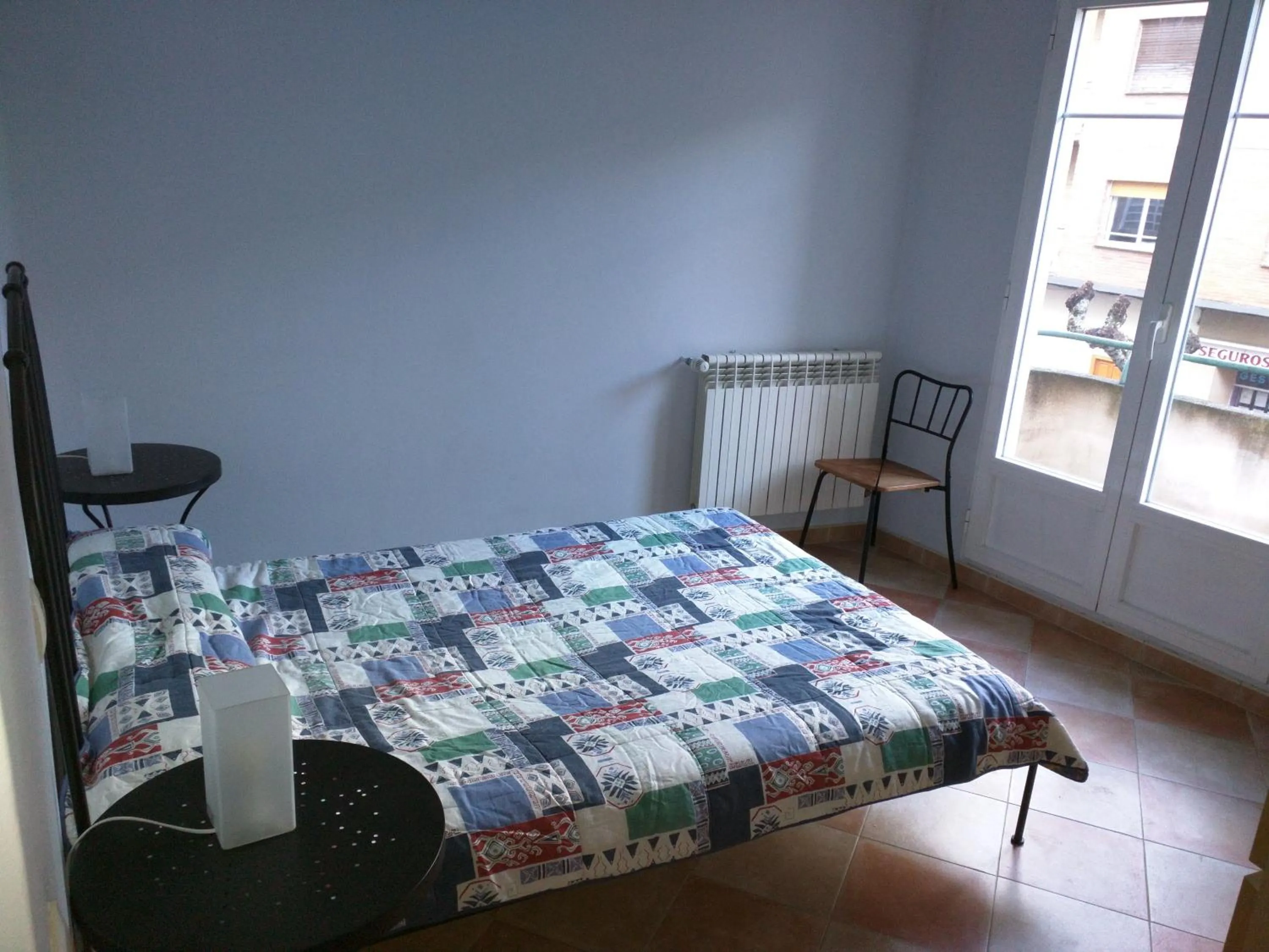 Day, Bed in San Roque 18