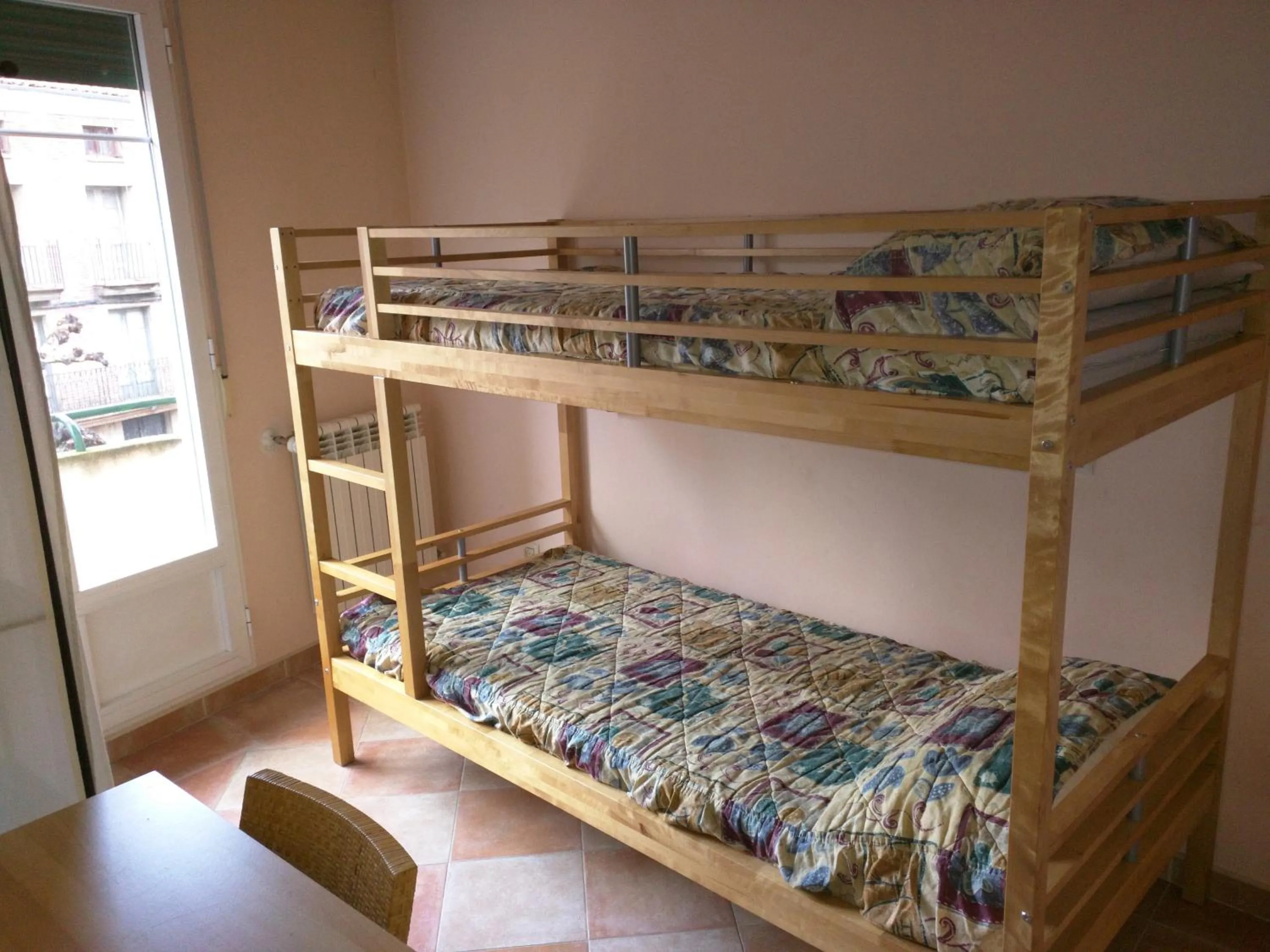 Day, Bed in San Roque 18