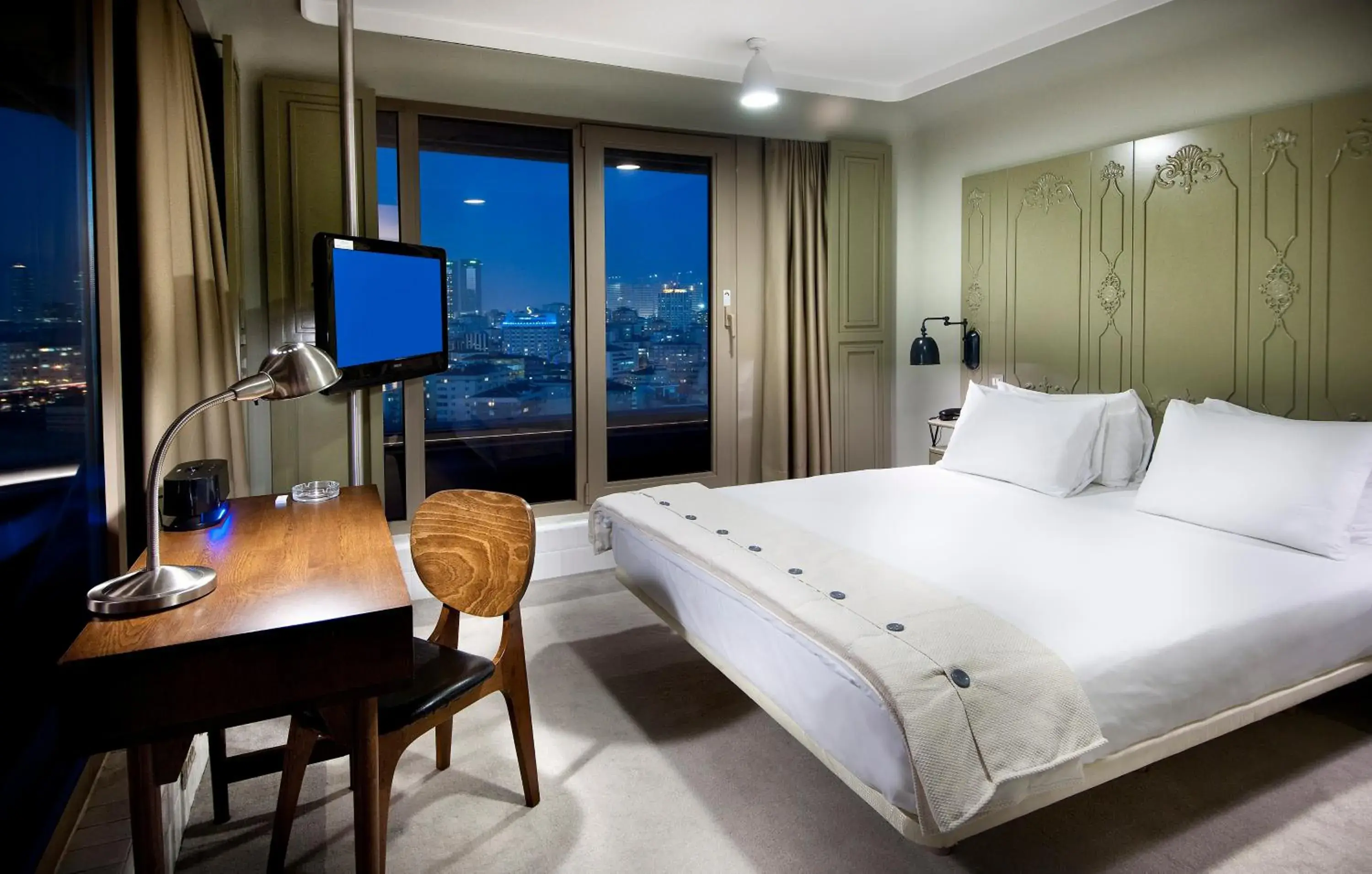 View (from property/room), Bed in The Cettia Istanbul View (from property/room), Bed in The Cettia Istanbul