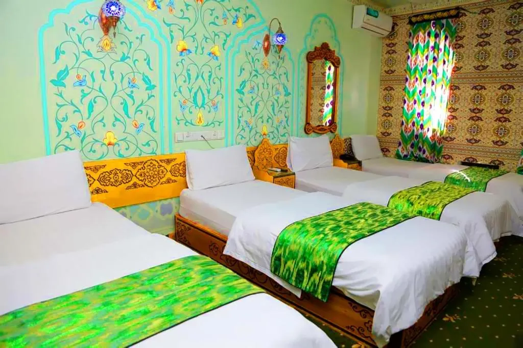 HON SAROY - immerse atmosphere in the epoch of the khans