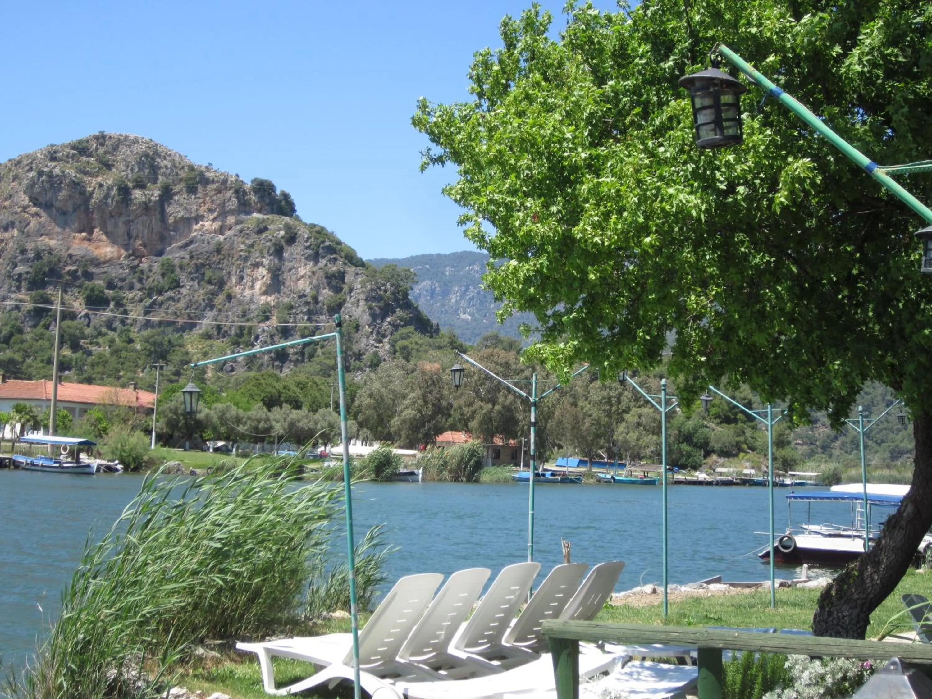 Restaurant/places to eat in Asur Apart & Villa Asur