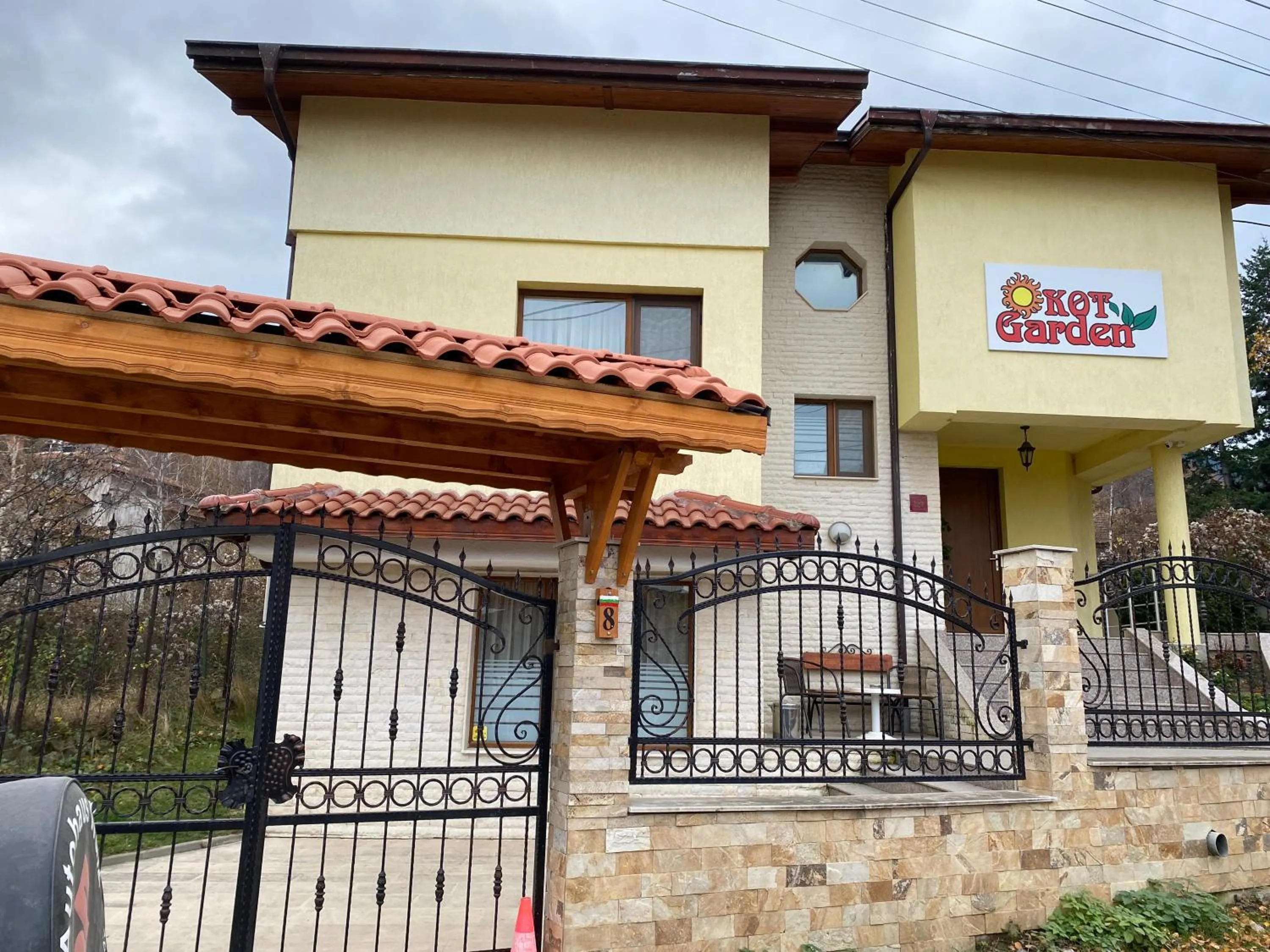 Kot Garden Guest House