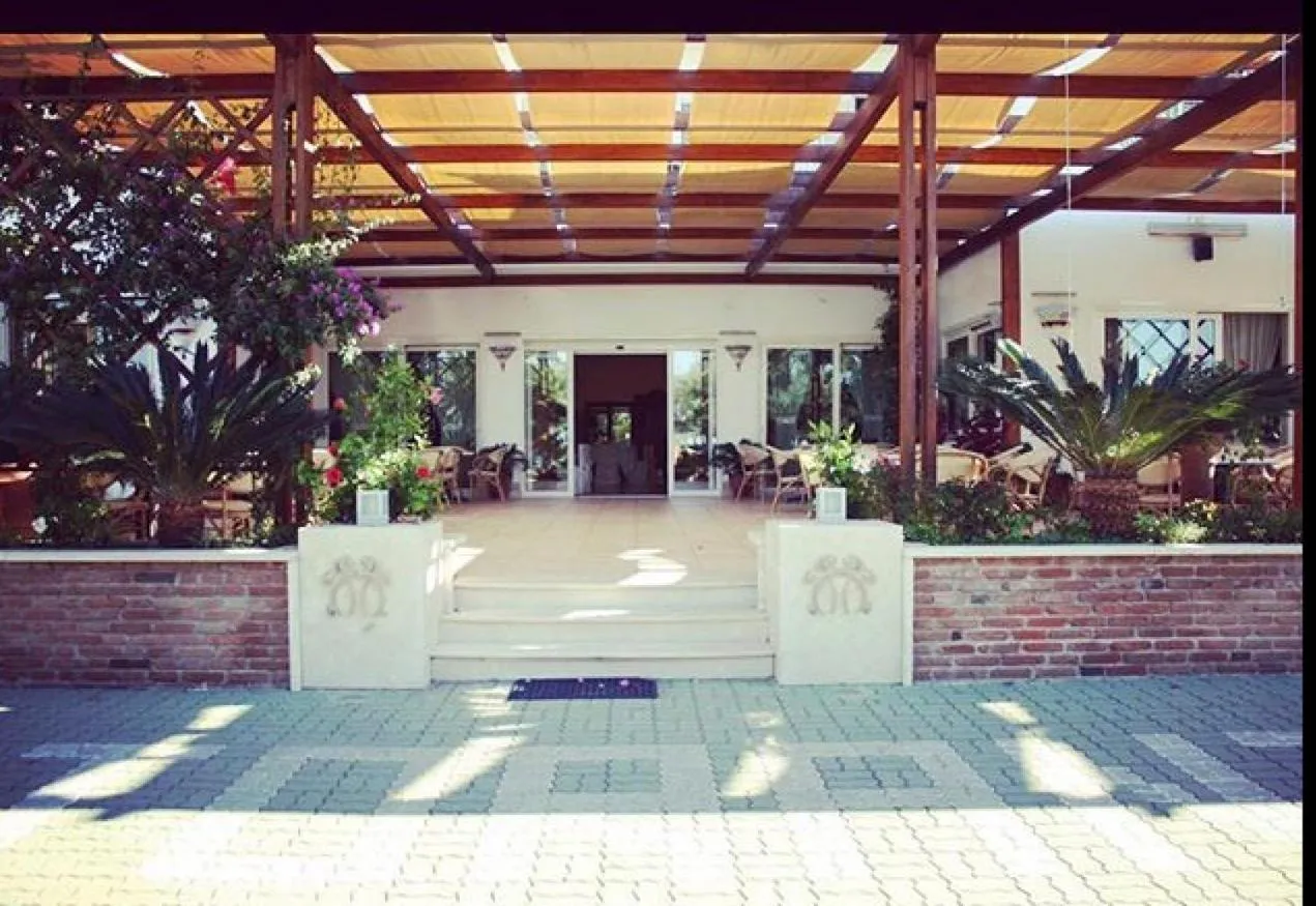 Facade/entrance in Hotel Mandetta - Adults Only