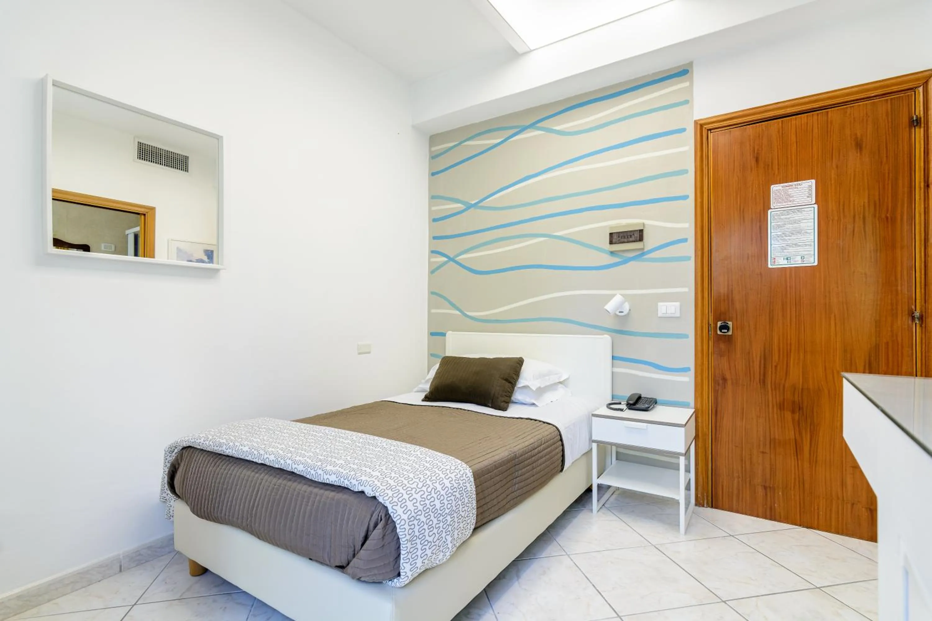 Bed in Hotel Mandetta - Adults Only