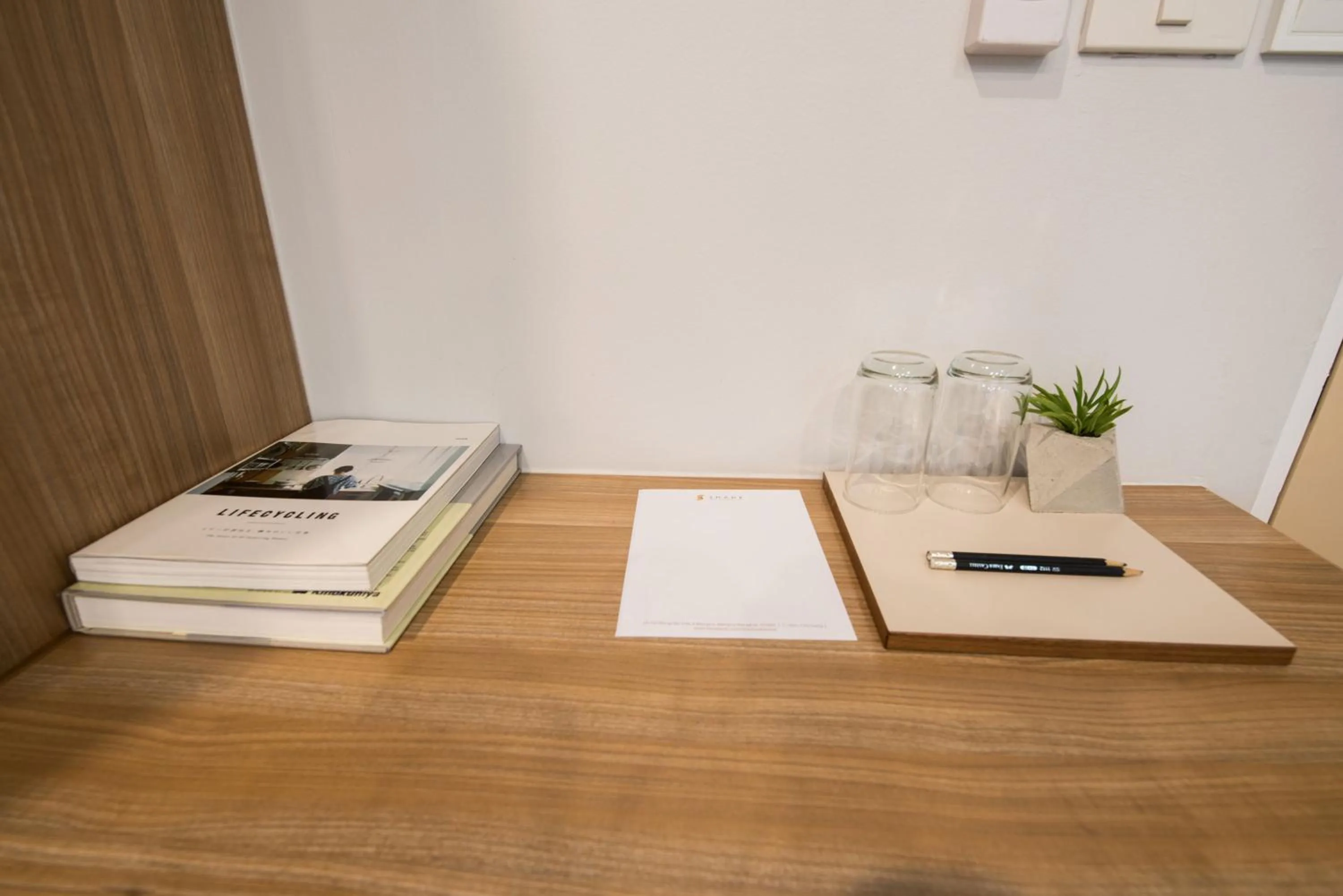 hair dresser in Shade House - Bitec Bangna