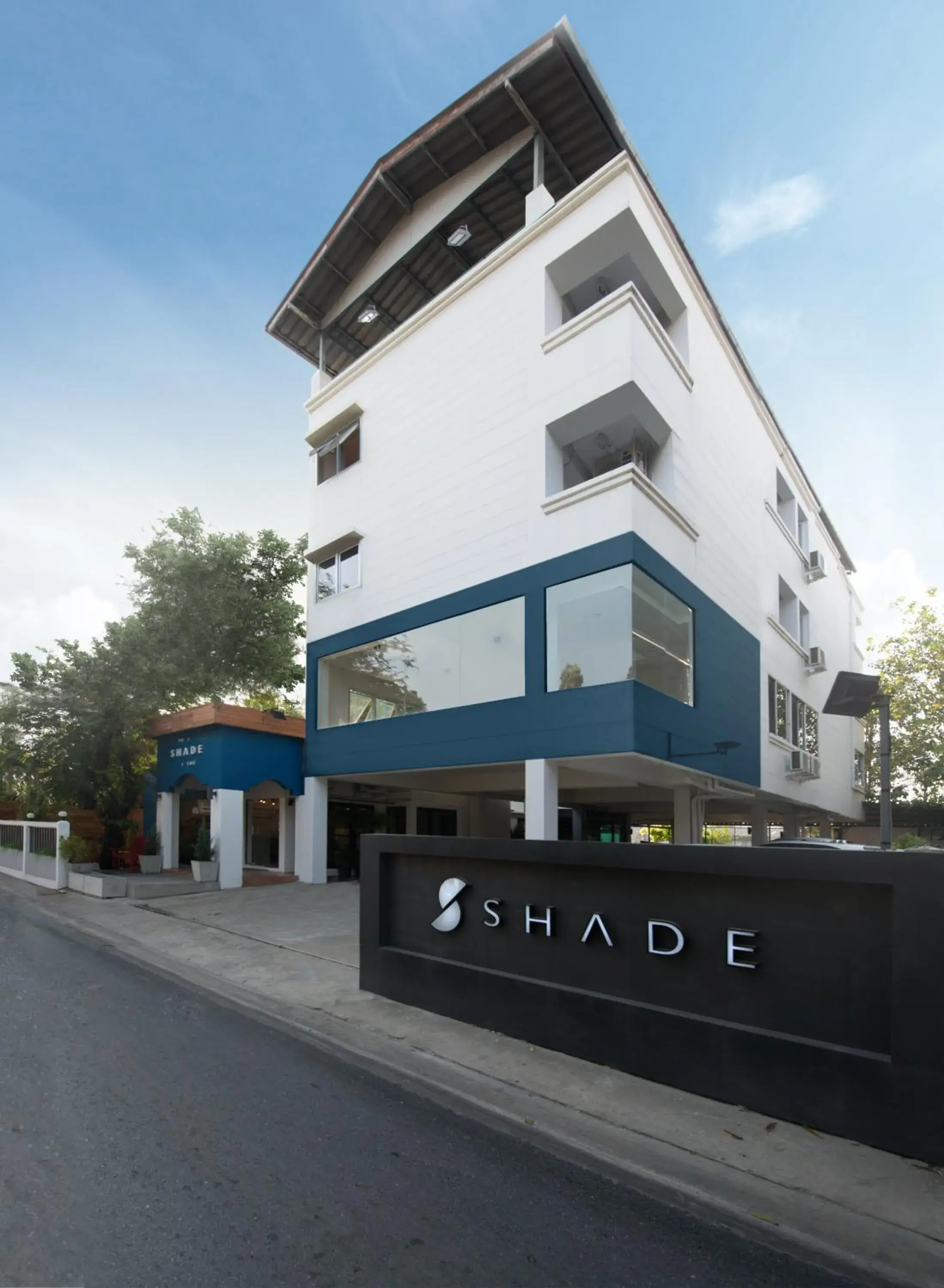 Property building in Shade House - Bitec Bangna Property building in Shade House - Bitec Bangna