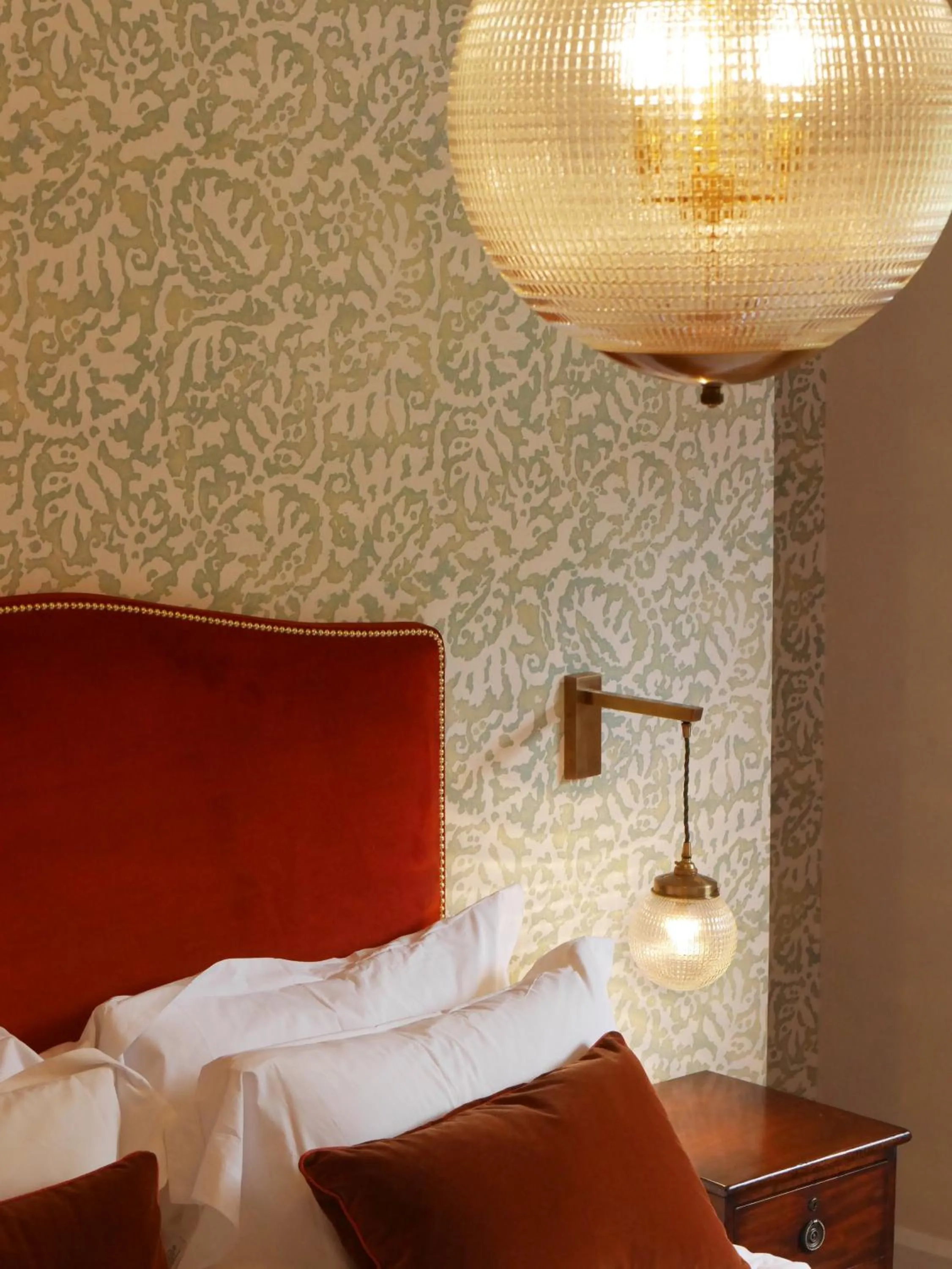 Bed in The Drummond at Albury