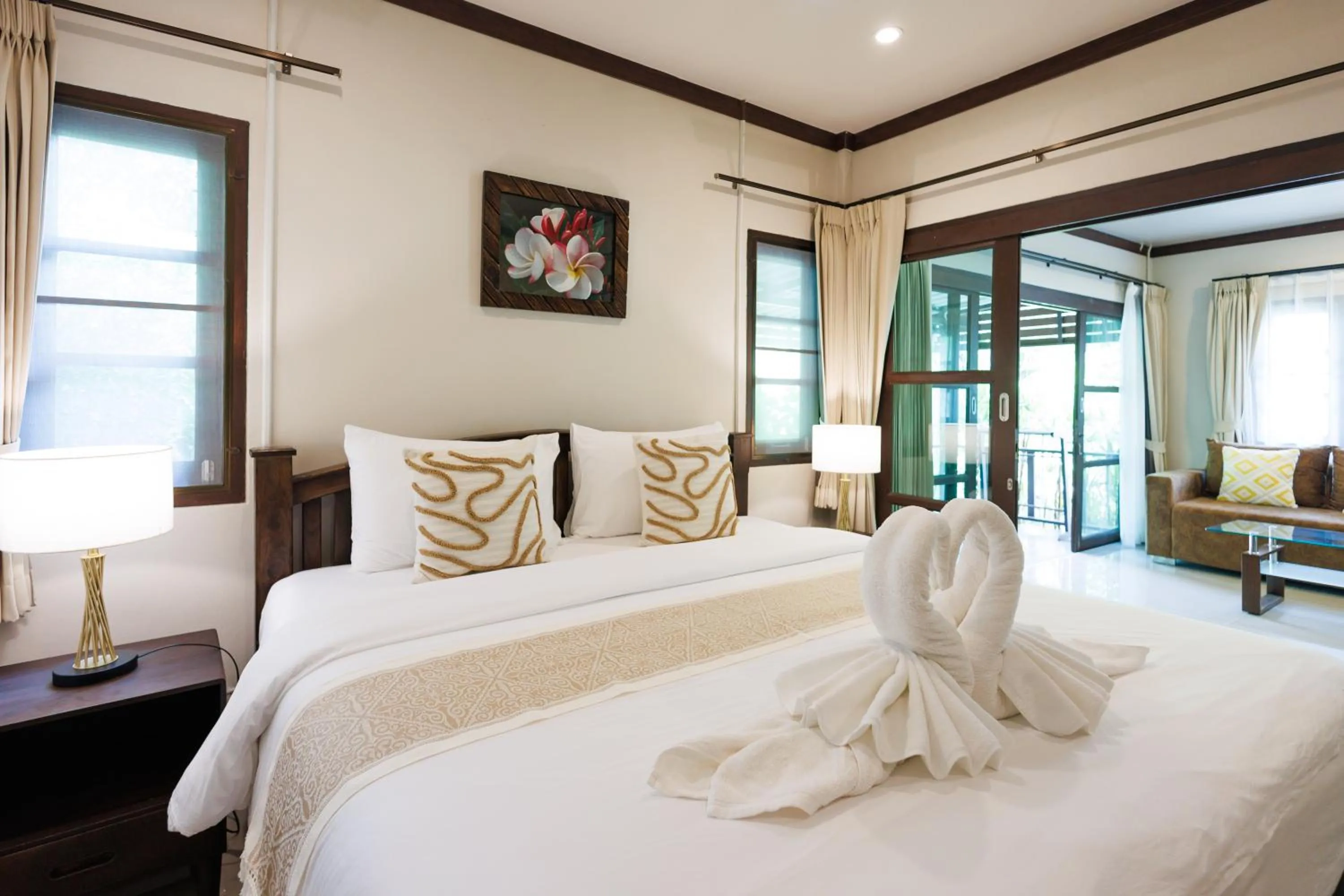 Bedroom, Bed in Bang Po Hut