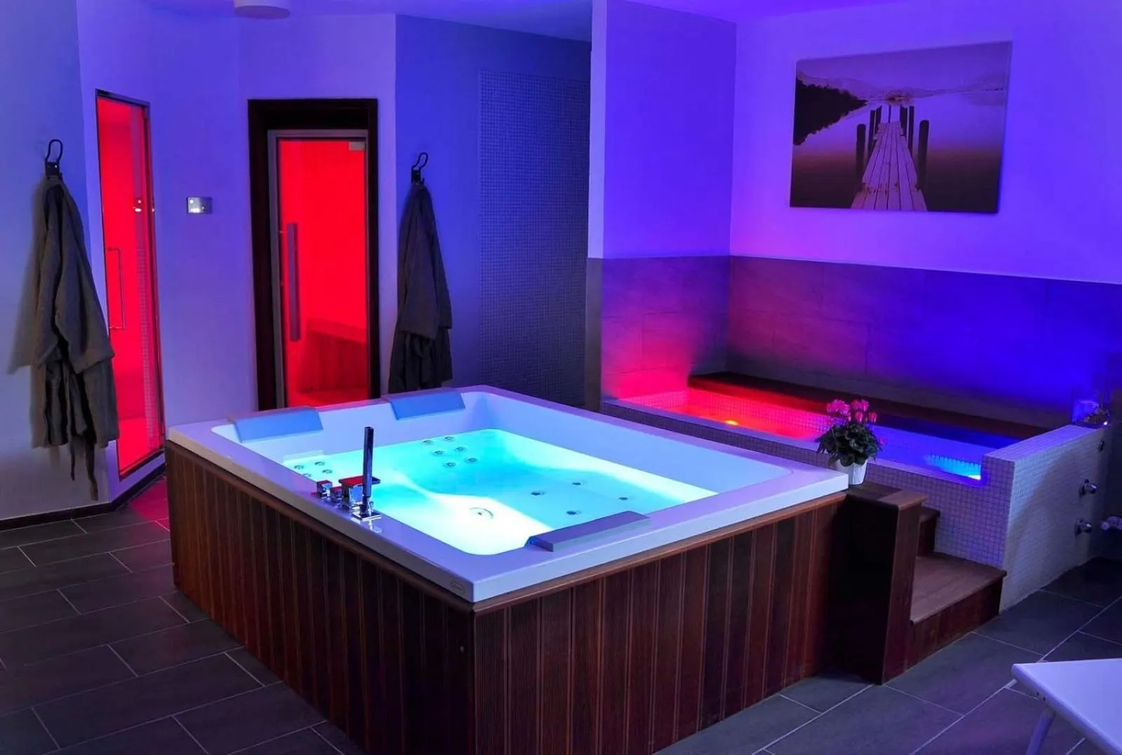 Hot Tub in L'Erbavoglio