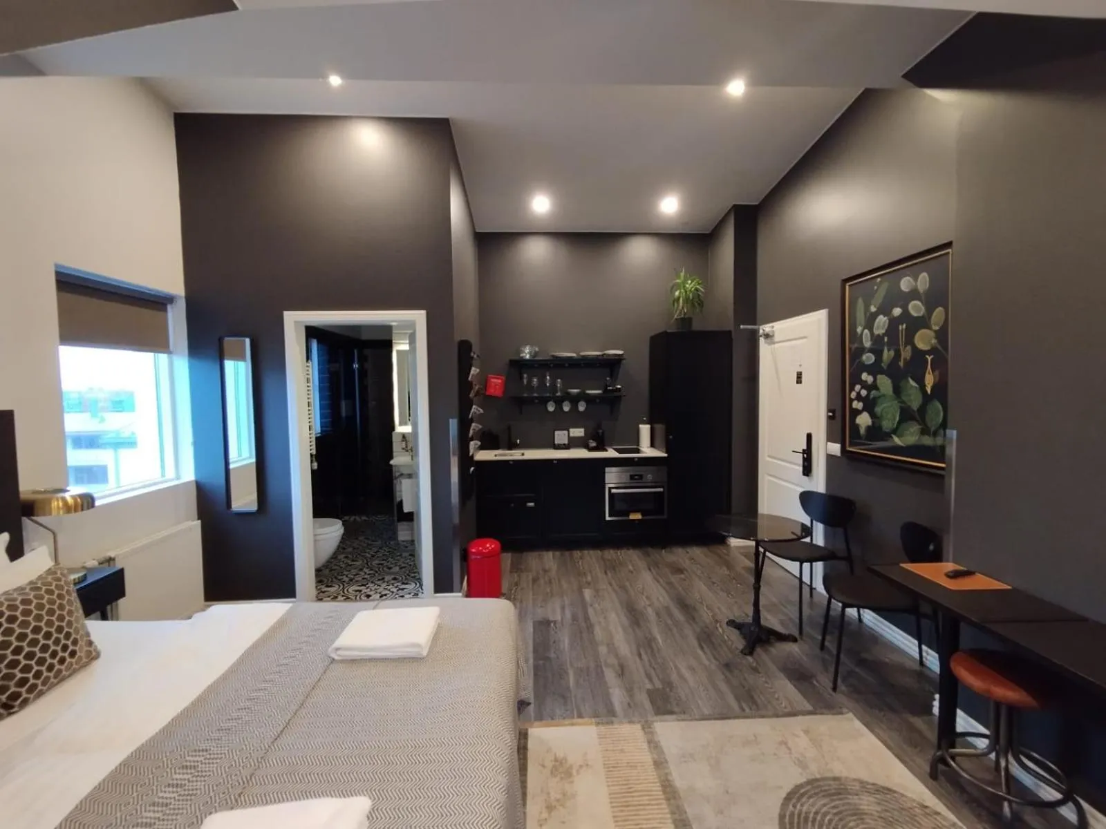 Photo of the whole room in Vintage Apartment Hotel