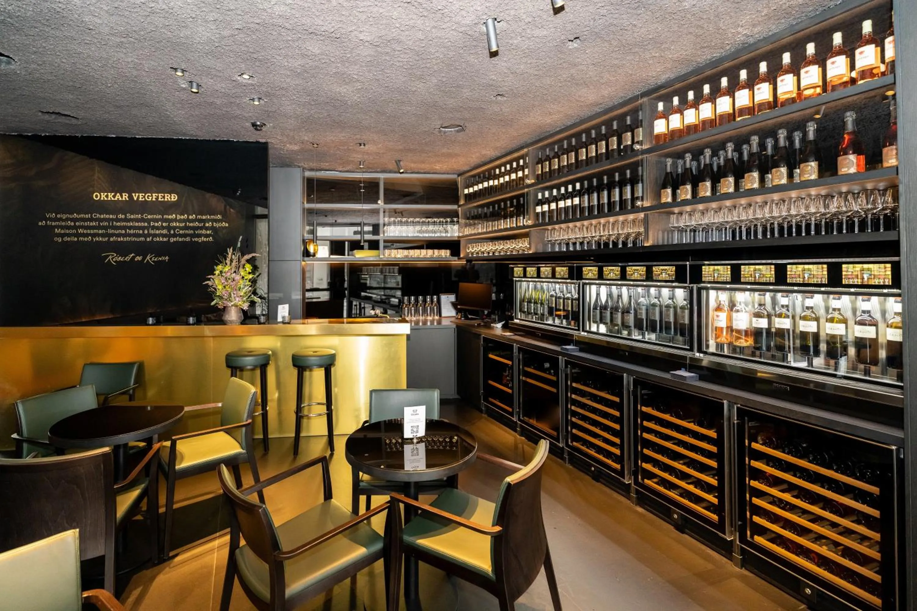 Lounge or bar in Vintage Apartment Hotel