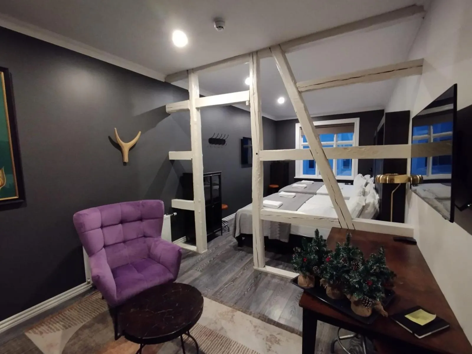 Bed in Vintage Apartment Hotel