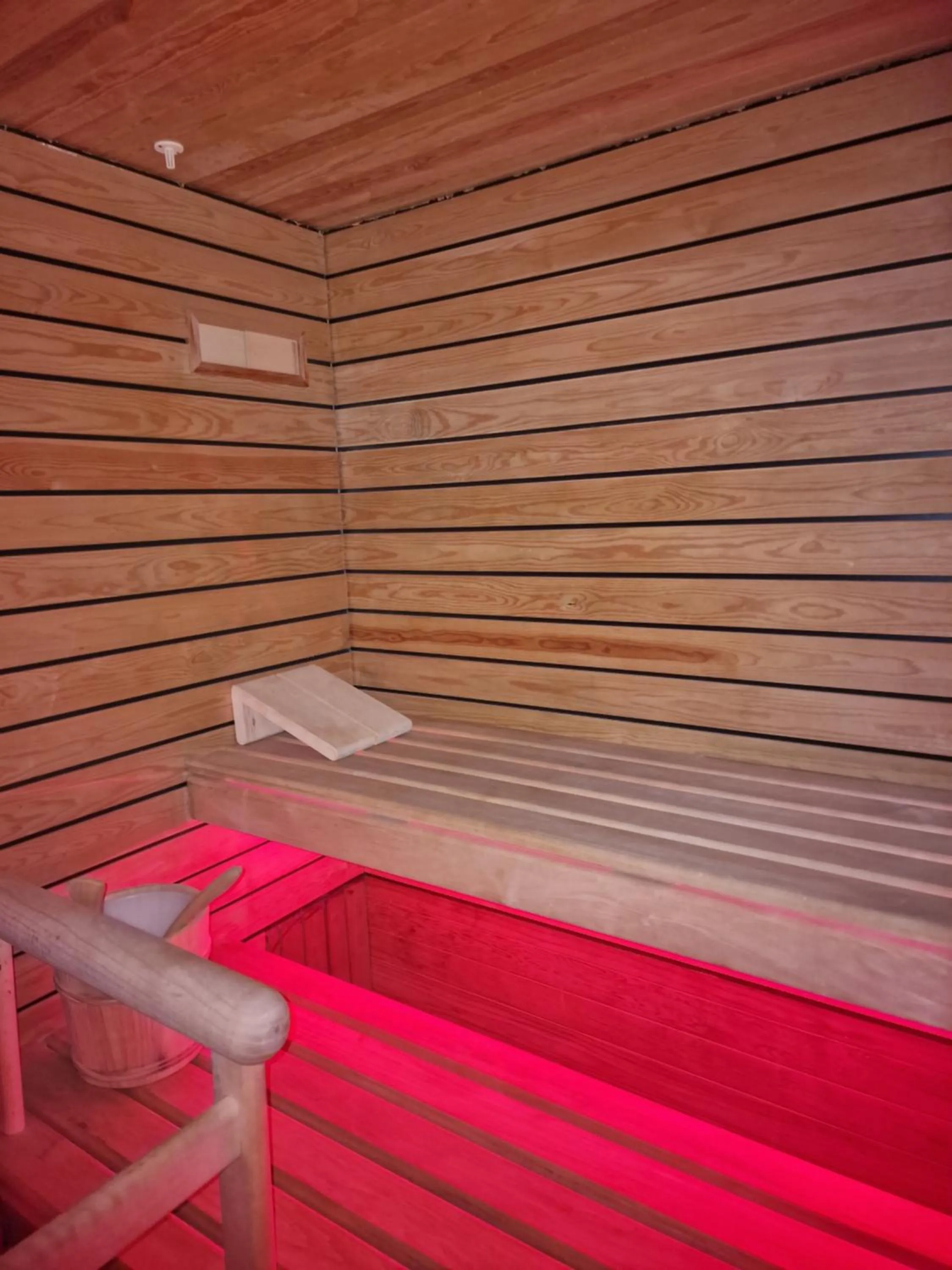 Spa and wellness centre/facilities in Rooms Green Set