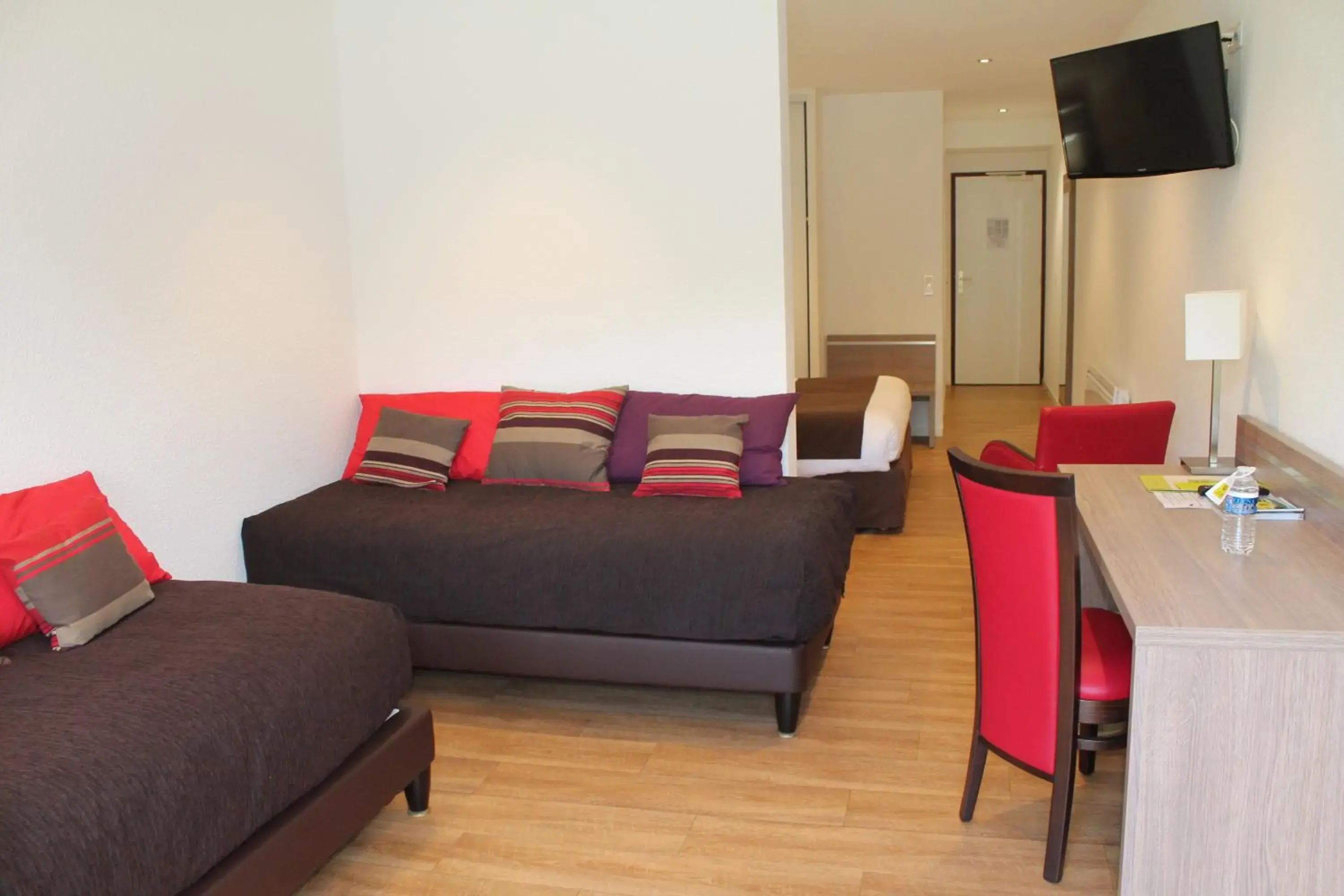 Living room in Logis Hotel Restaurant de l'Abbaye Living room in Logis Hotel Restaurant de l'Abbaye