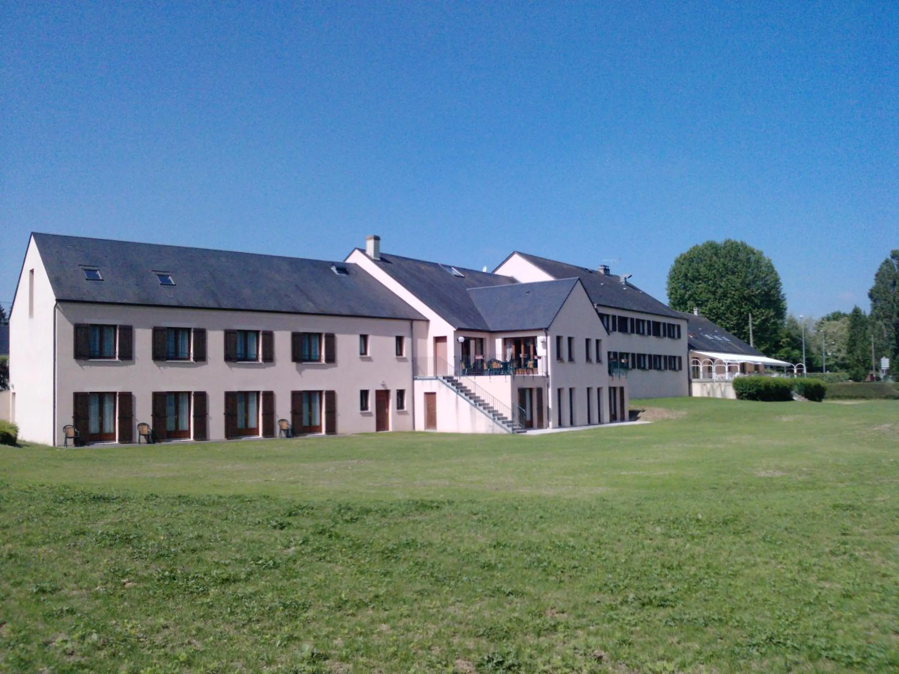 Property building in Logis Hotel Restaurant de l'Abbaye