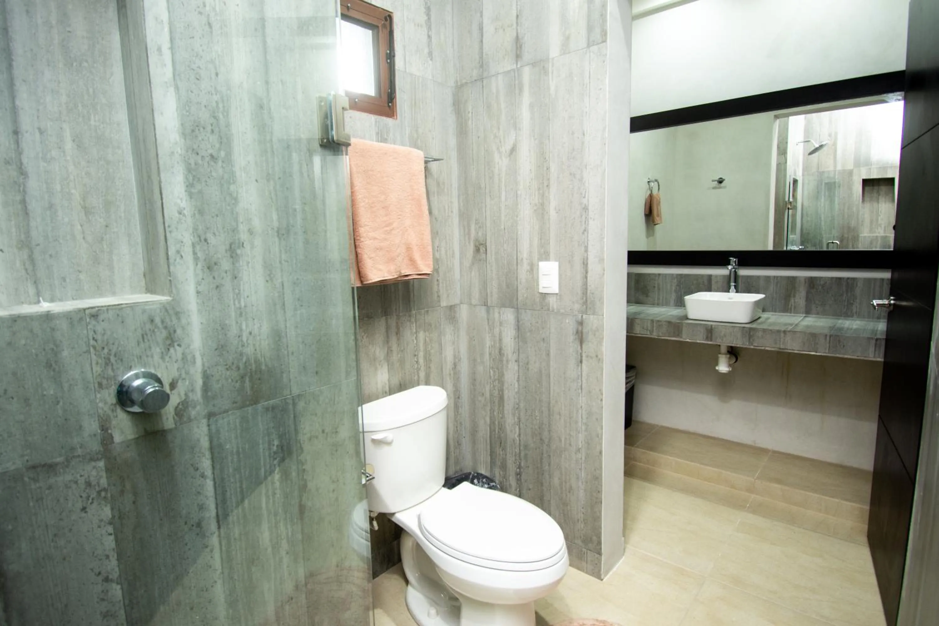 Toilet in Hotel Casa Tortuga Tulum - Cenotes Park Inclusive