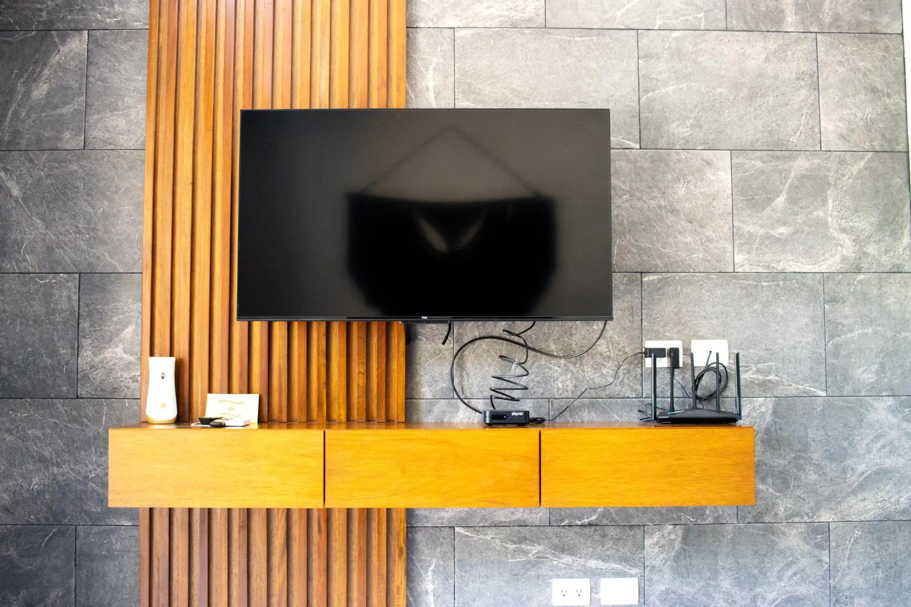 TV and multimedia in Hotel Casa Tortuga Tulum - Cenotes Park Inclusive TV and multimedia in Hotel Casa Tortuga Tulum - Cenotes Park Inclusive