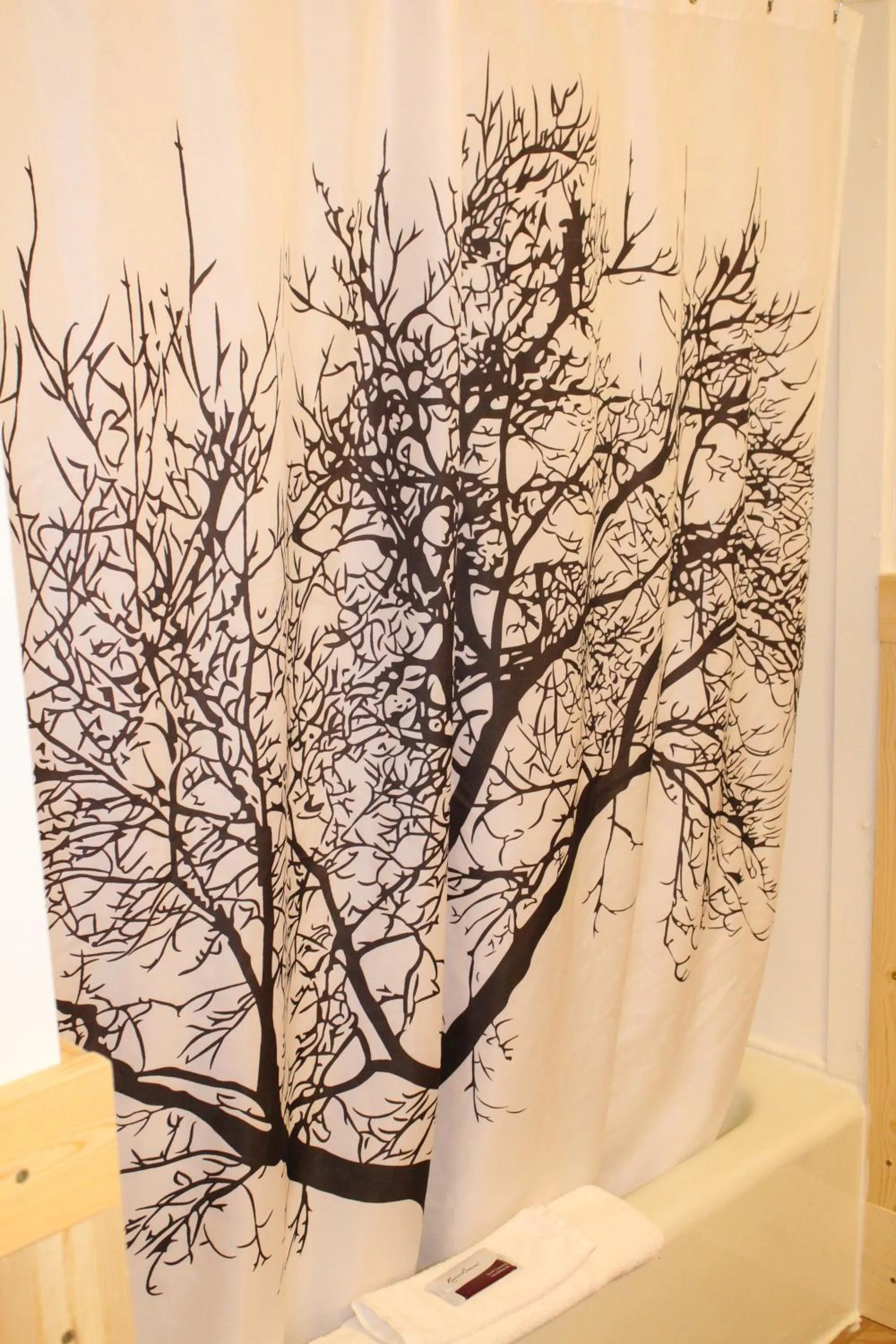 Bathroom in Trail's End Motel Downtown Lewistown