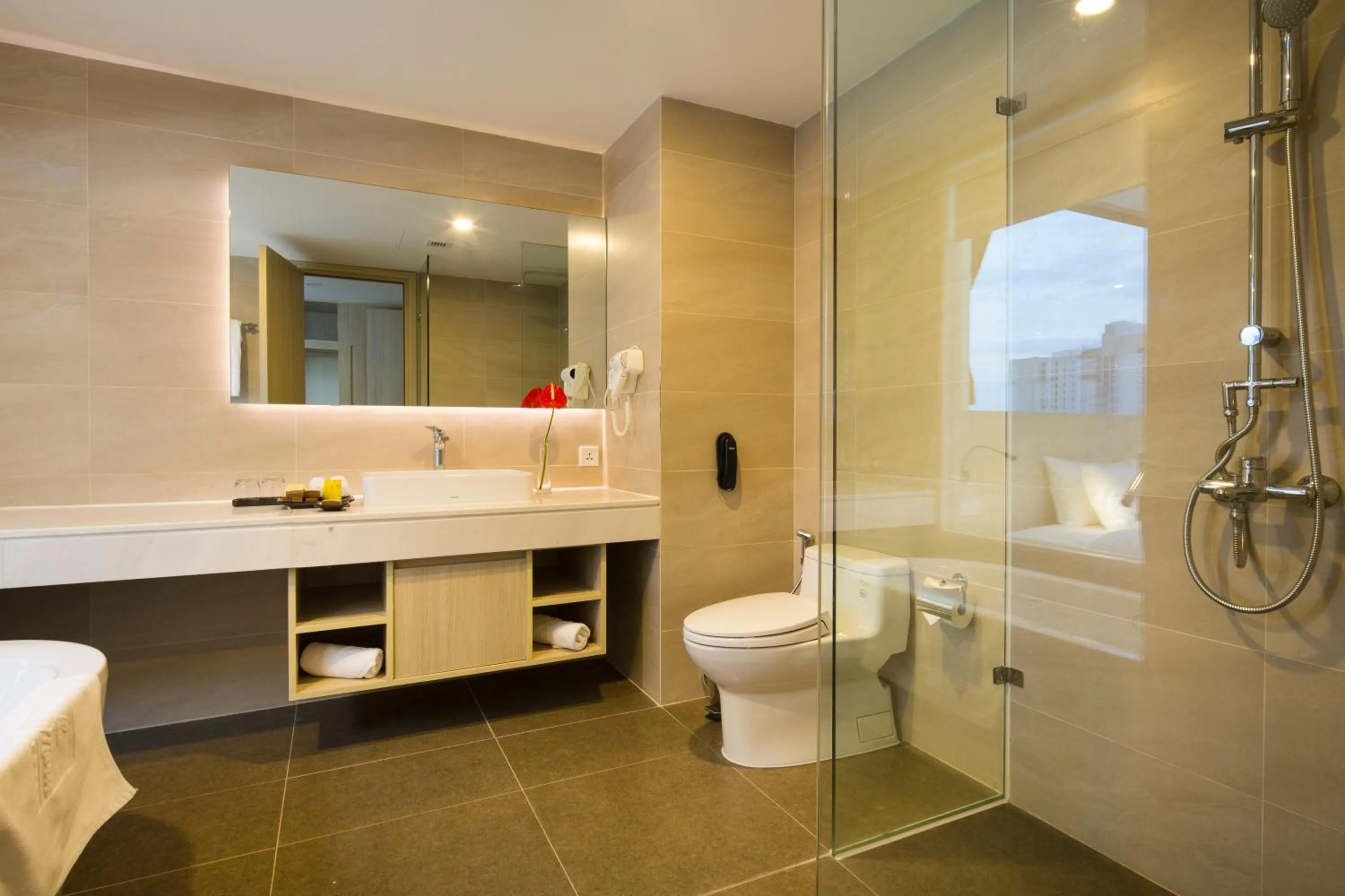 Shower in Stella Maris Nha Trang Hotel