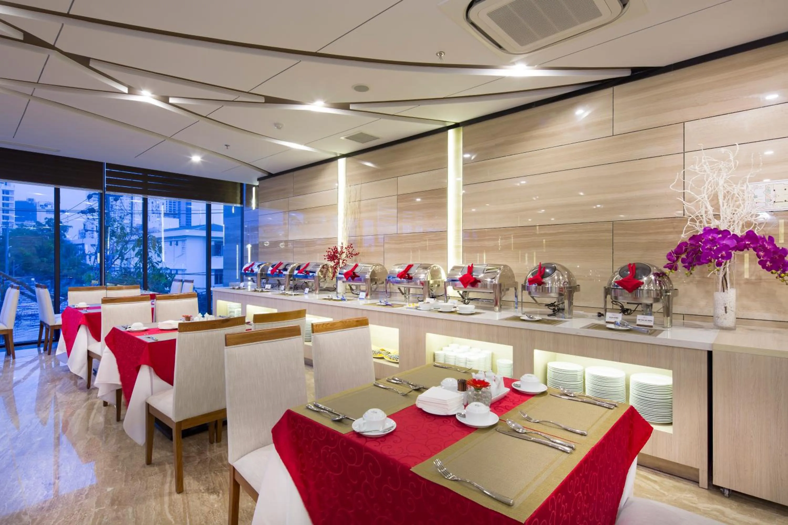 Restaurant/places to eat in Stella Maris Nha Trang Hotel