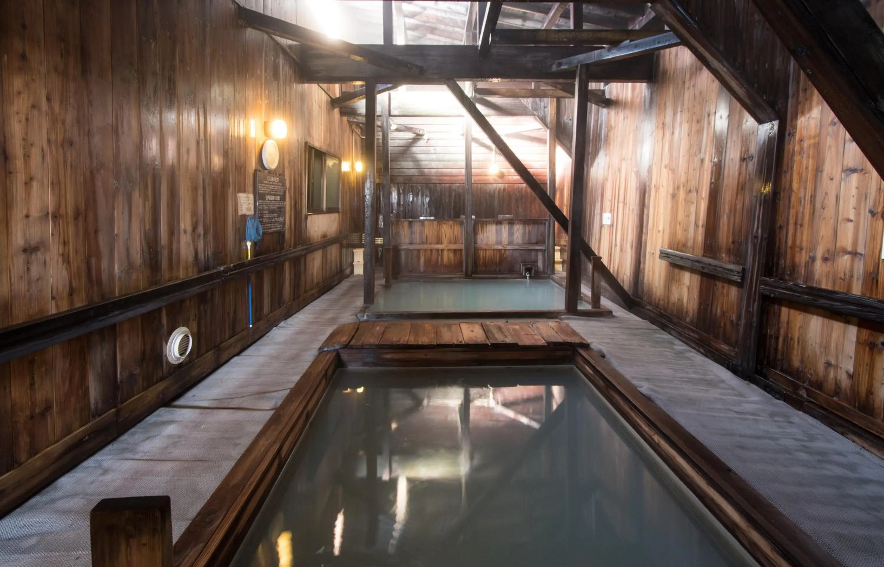 Hot Spring Bath in Yachi Onsen