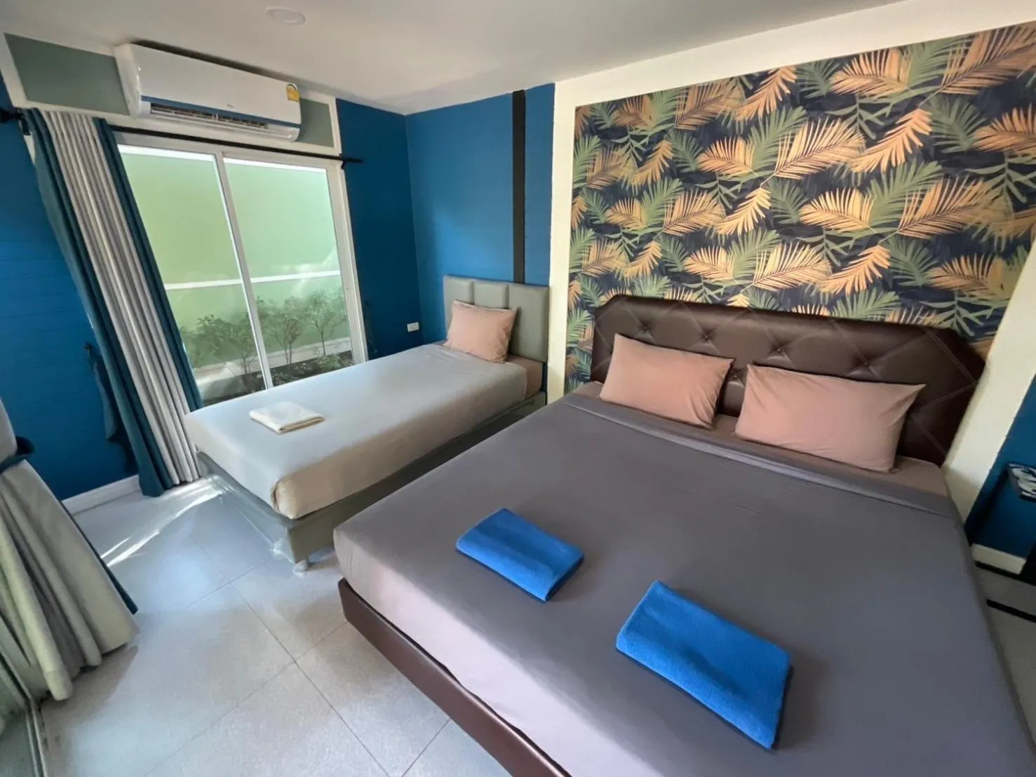 Bed in Rayonghouse Resort