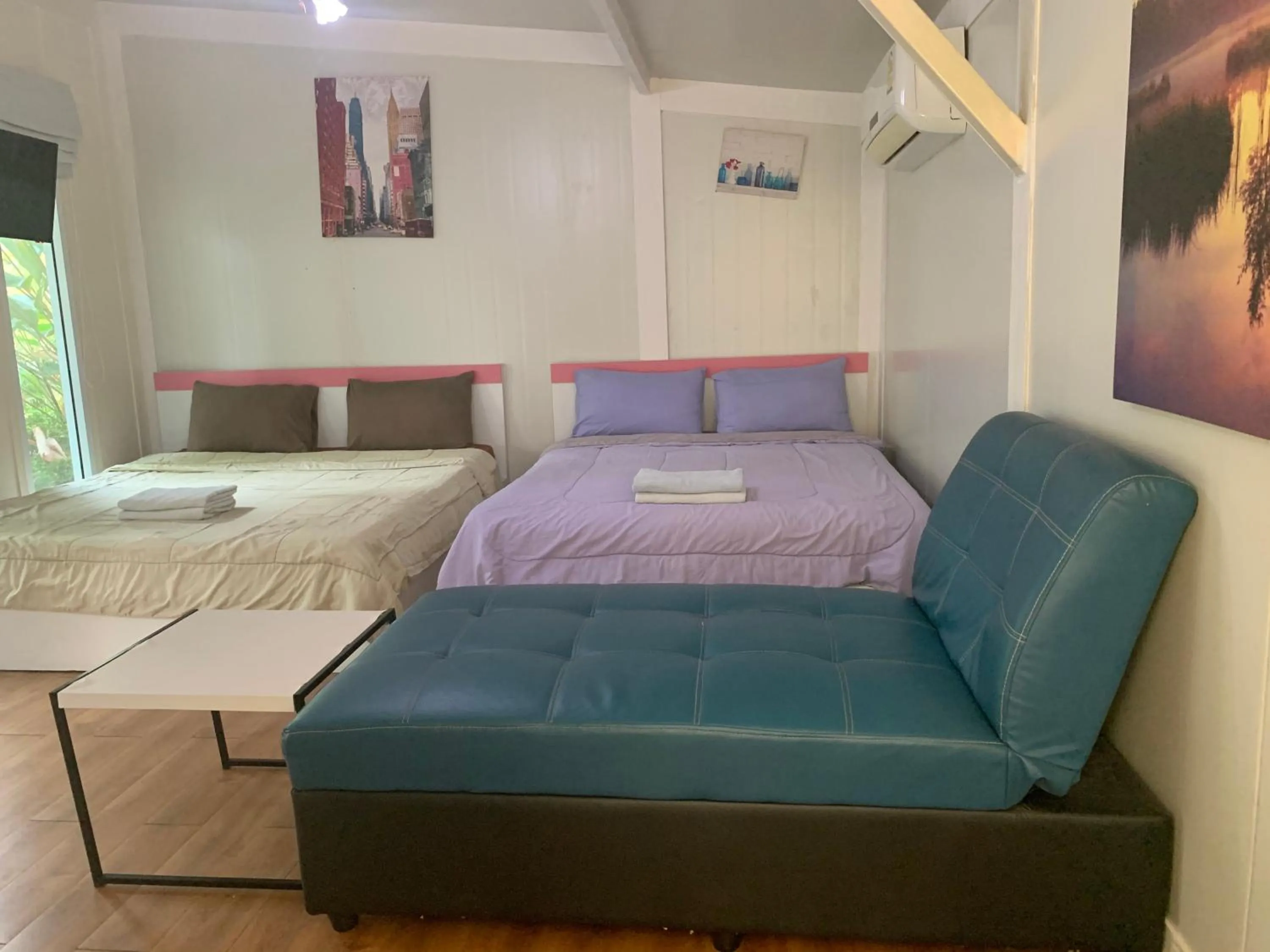 Bed in Rayonghouse Resort